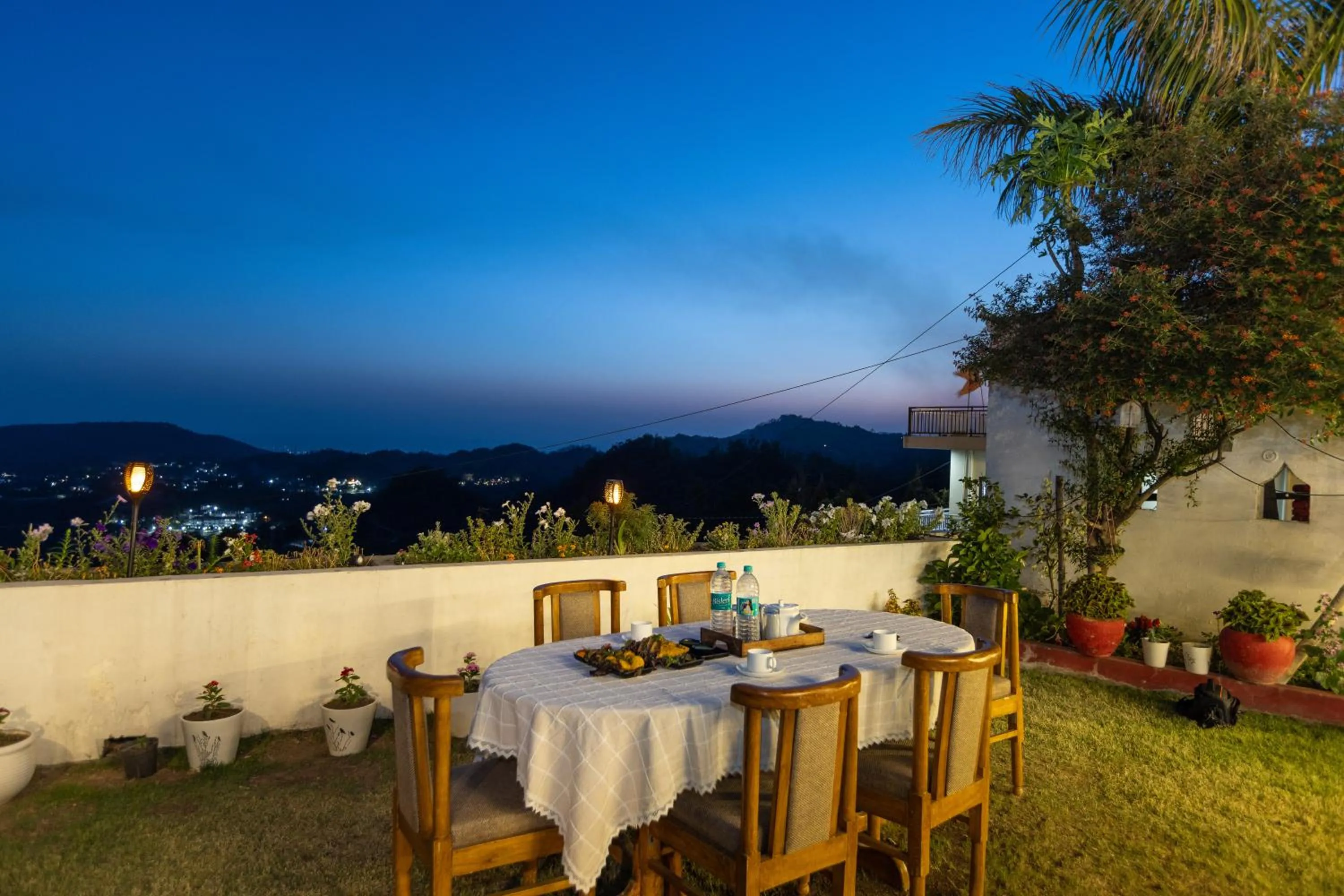 Restaurant/places to eat in The Bougainvillea Retreat - A Luxury Private Pool Villa in Dehradun
