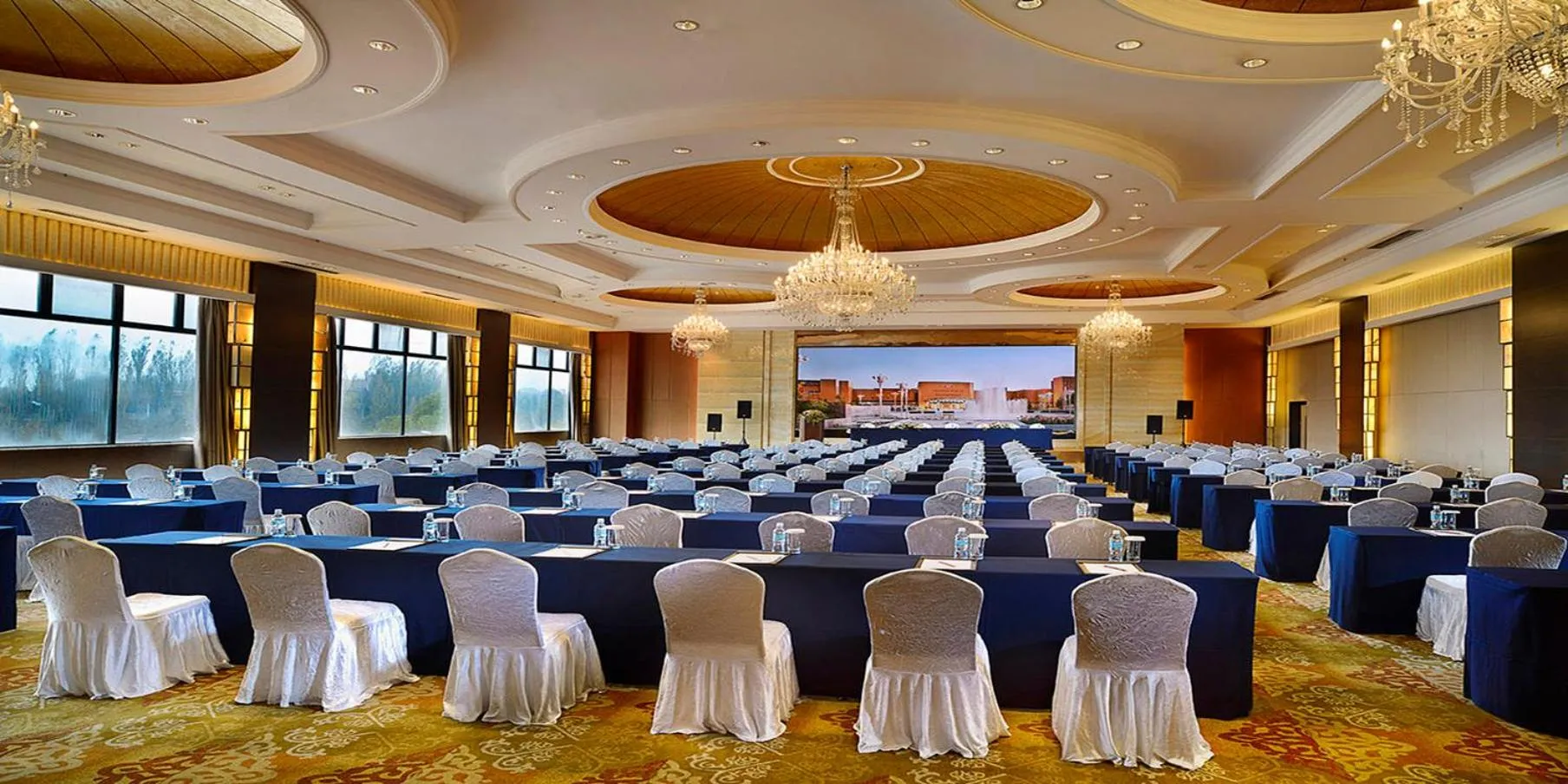 Banquet/Function facilities in Crowne Plaza Ordos, an IHG Hotel