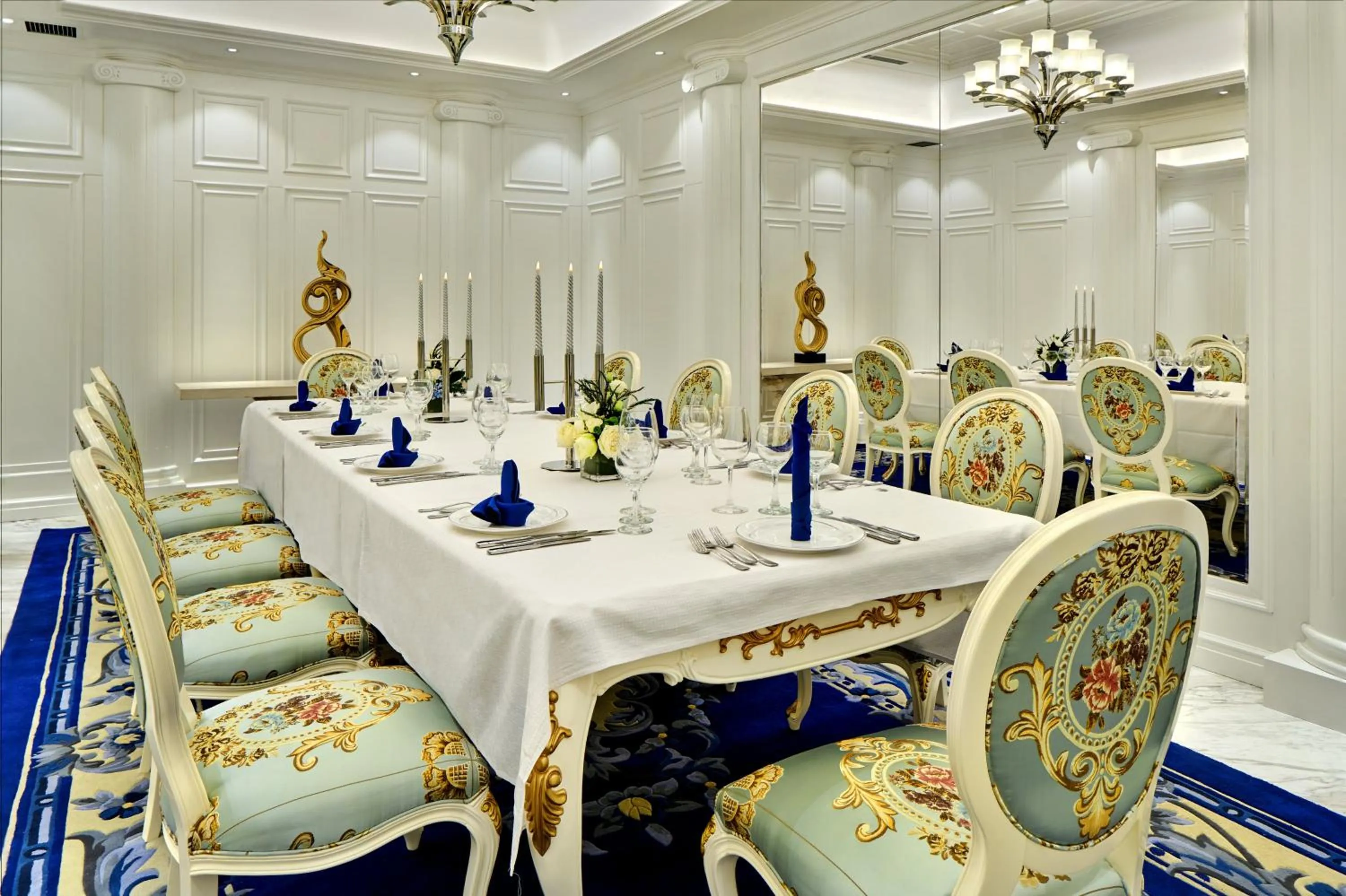 Restaurant/places to eat in Crowne Plaza Ordos, an IHG Hotel