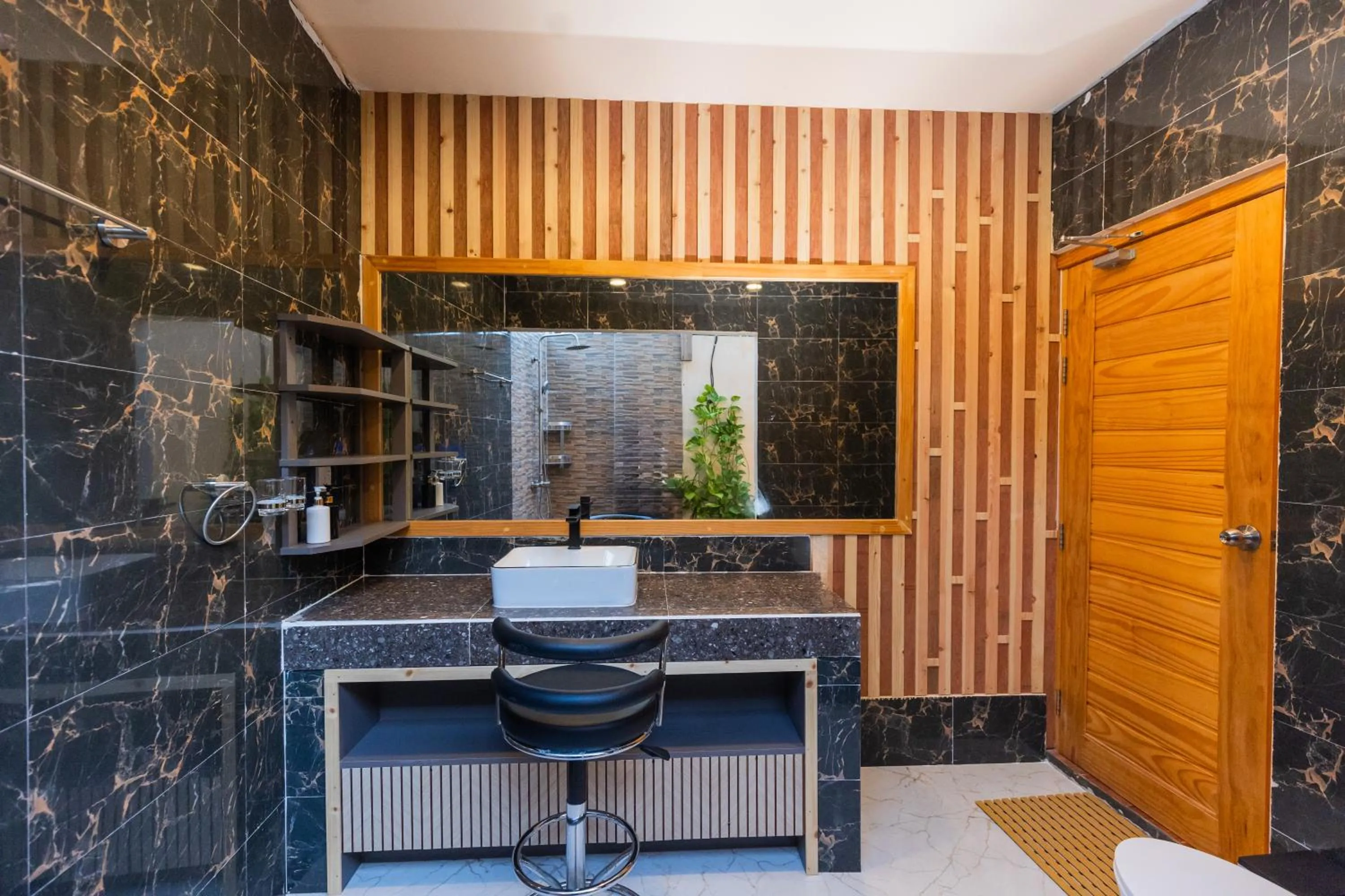 Property building in Tranquil Thoddoo