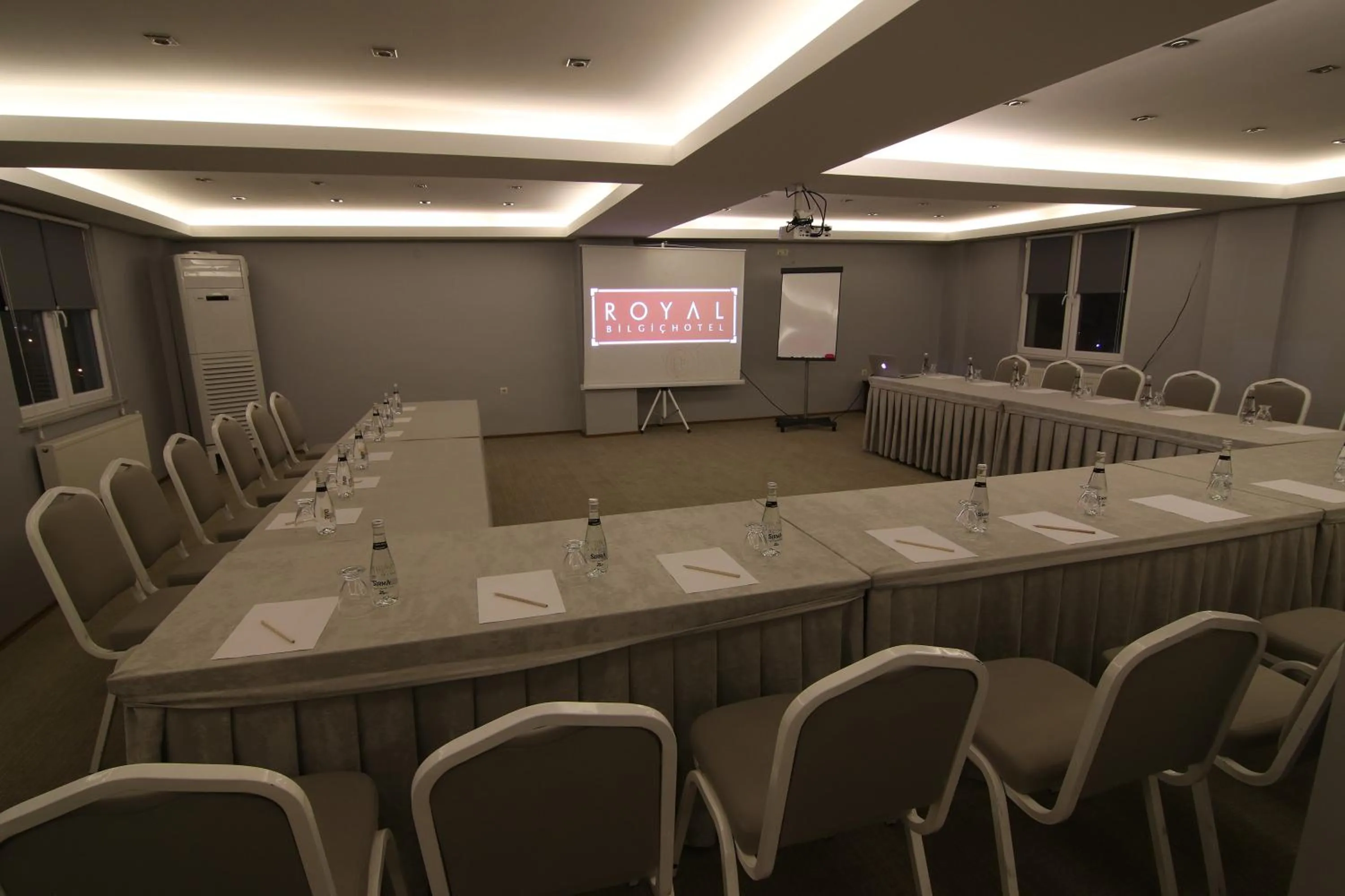 Meeting/conference room in Royal Bilgic Hotel