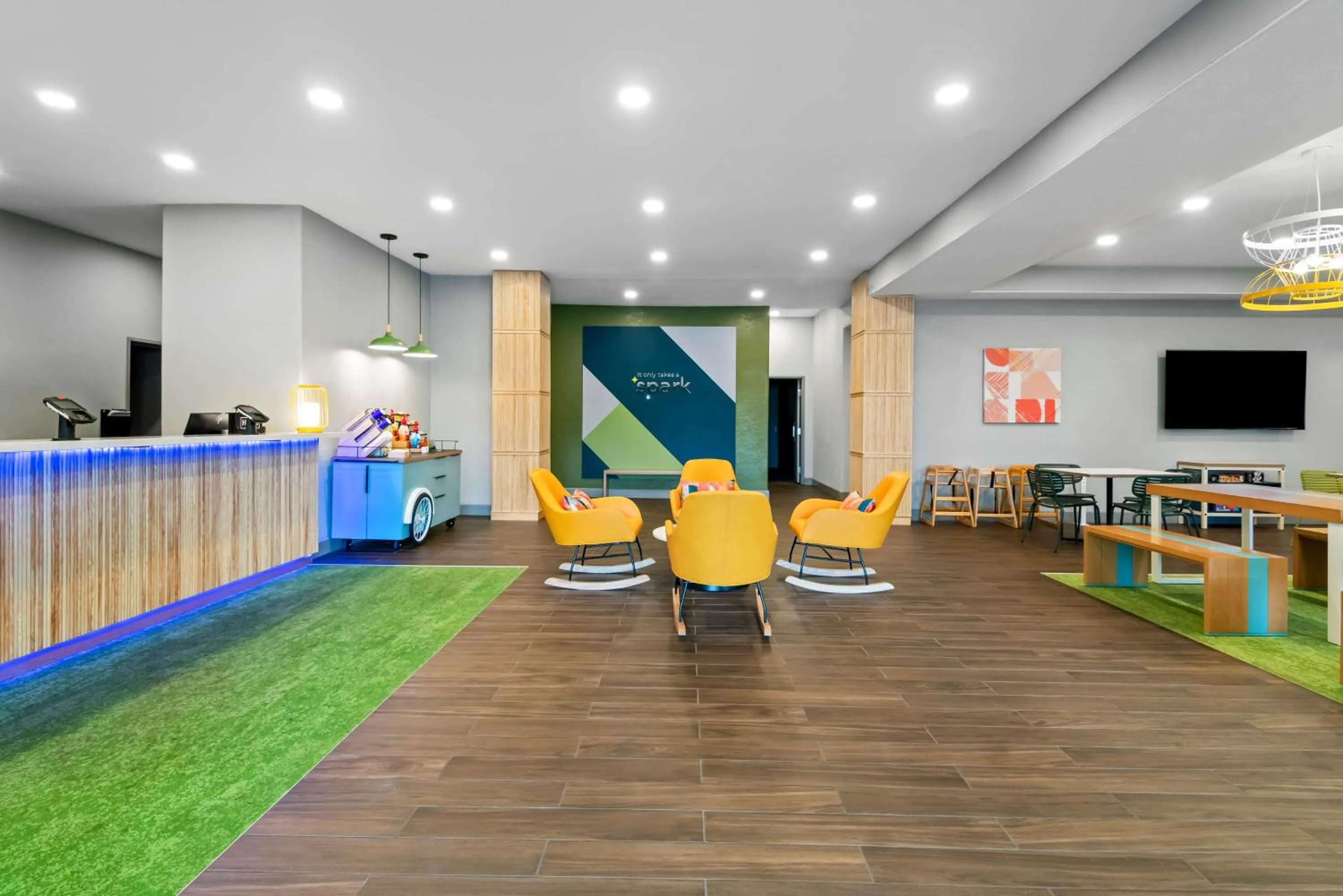 Lobby or reception in Spark by Hilton Wichita Falls