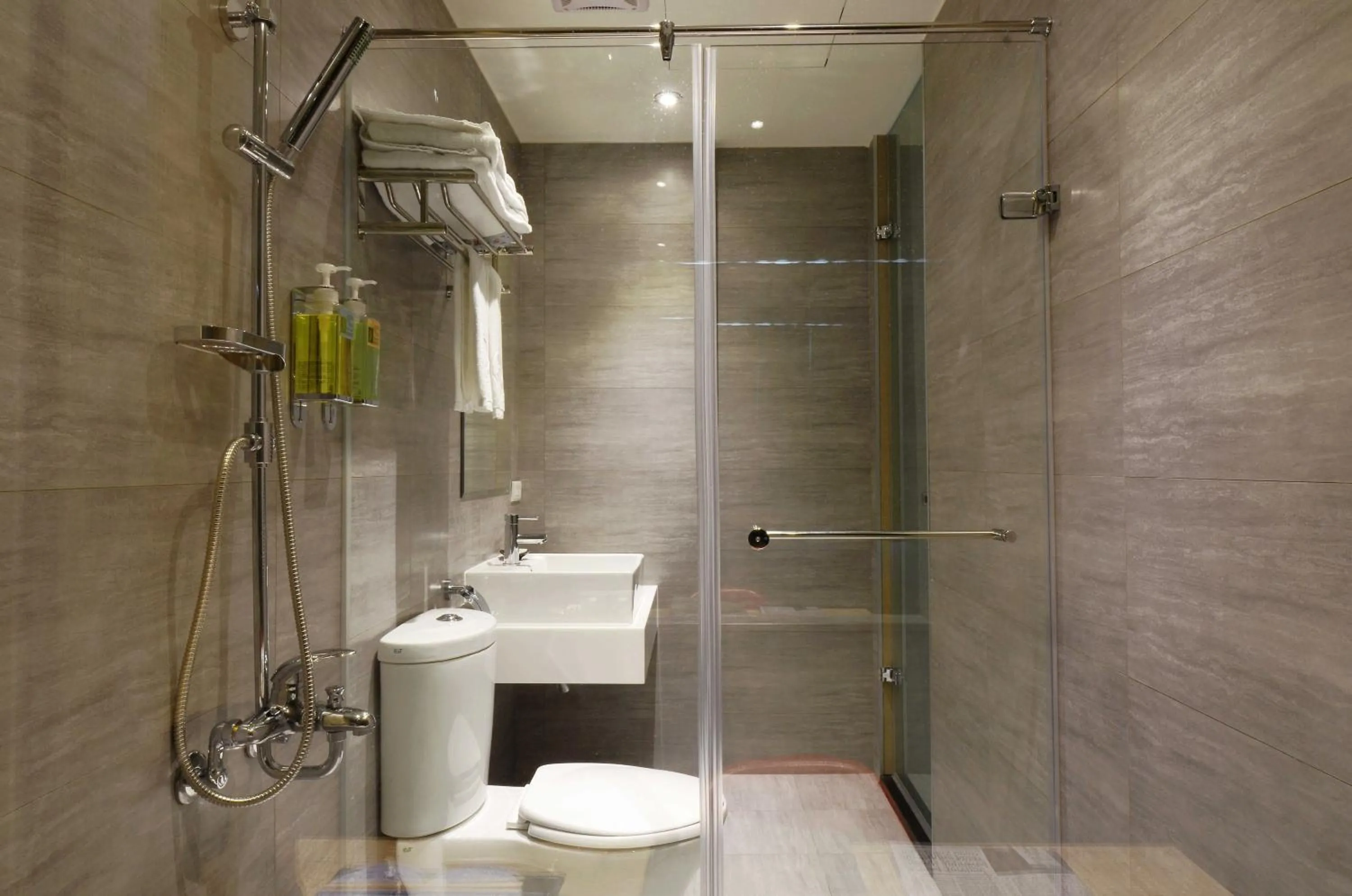 Bathroom in ARK Hotel - Dongmen