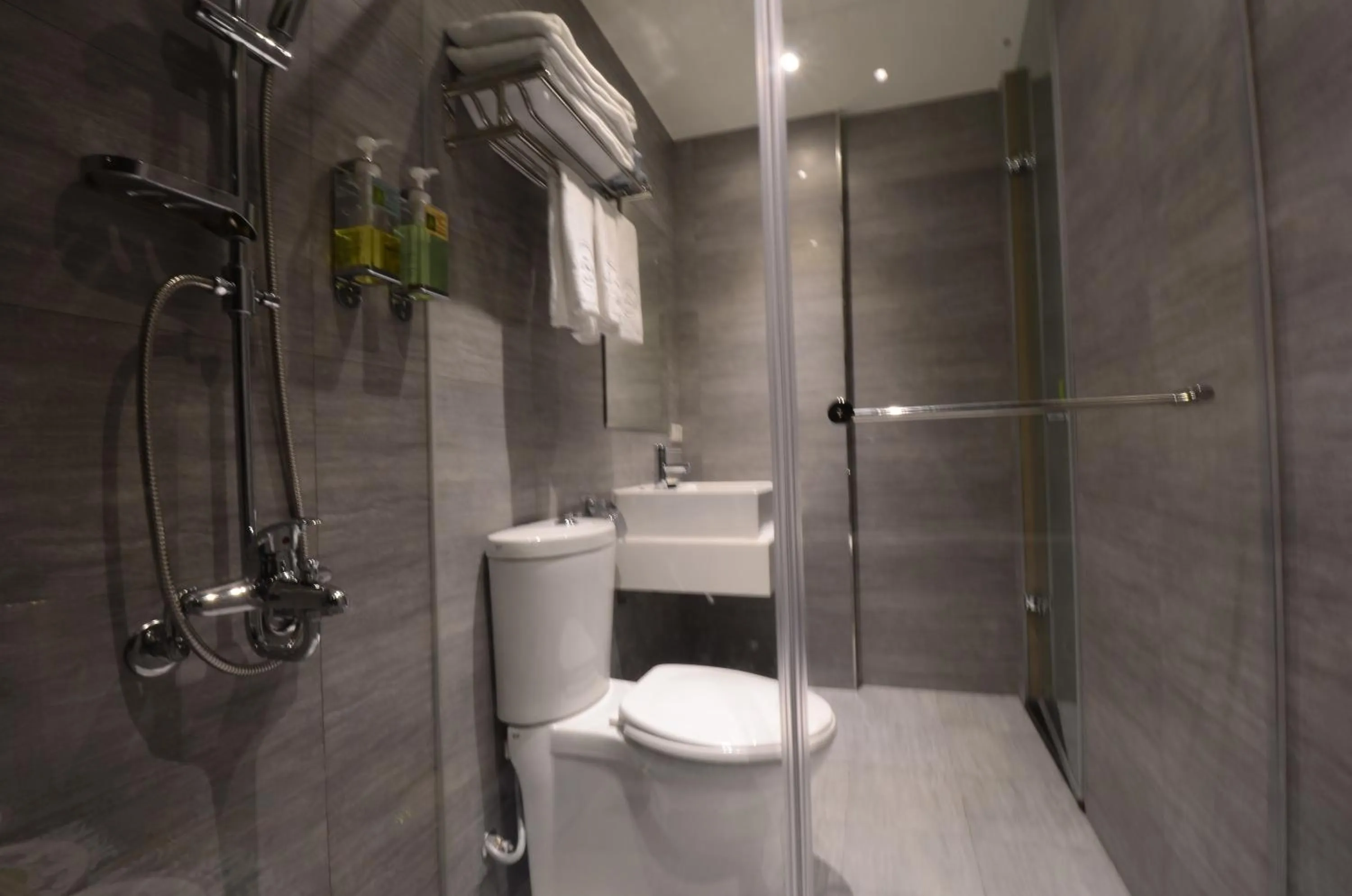 Bathroom in ARK Hotel - Dongmen