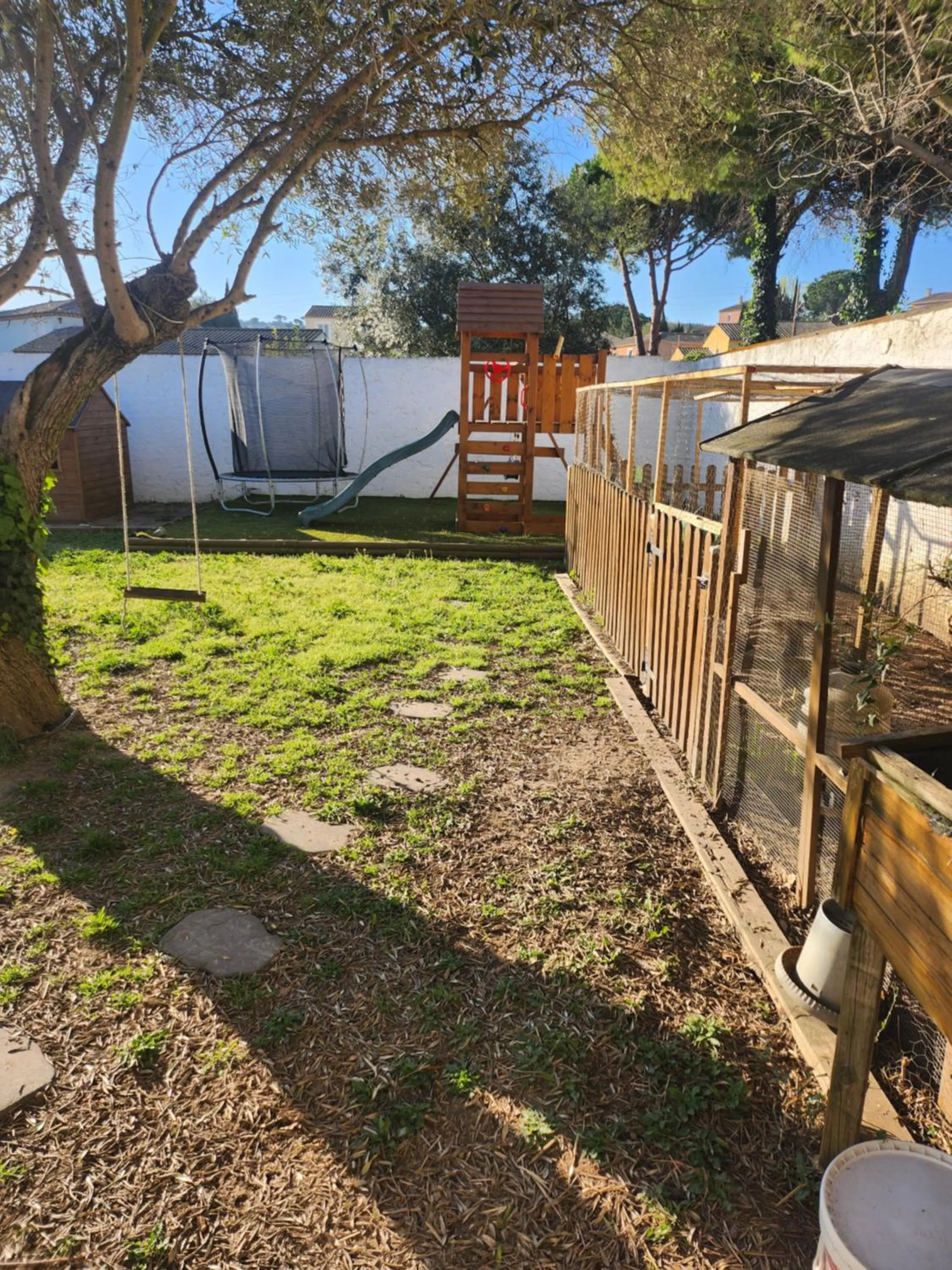 Children play ground in La villa de Fleury
