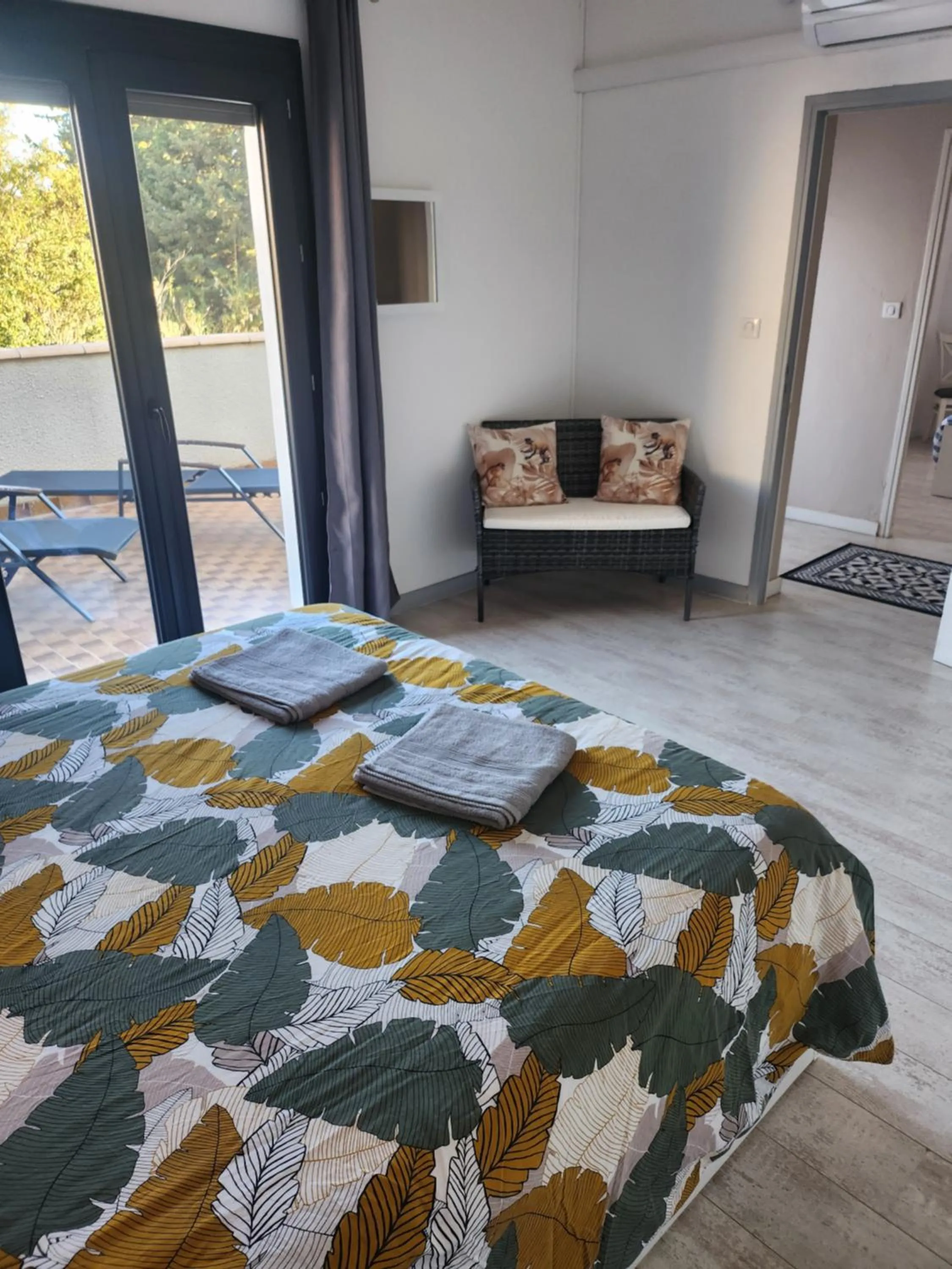 Bedroom, Bed in La villa de Fleury