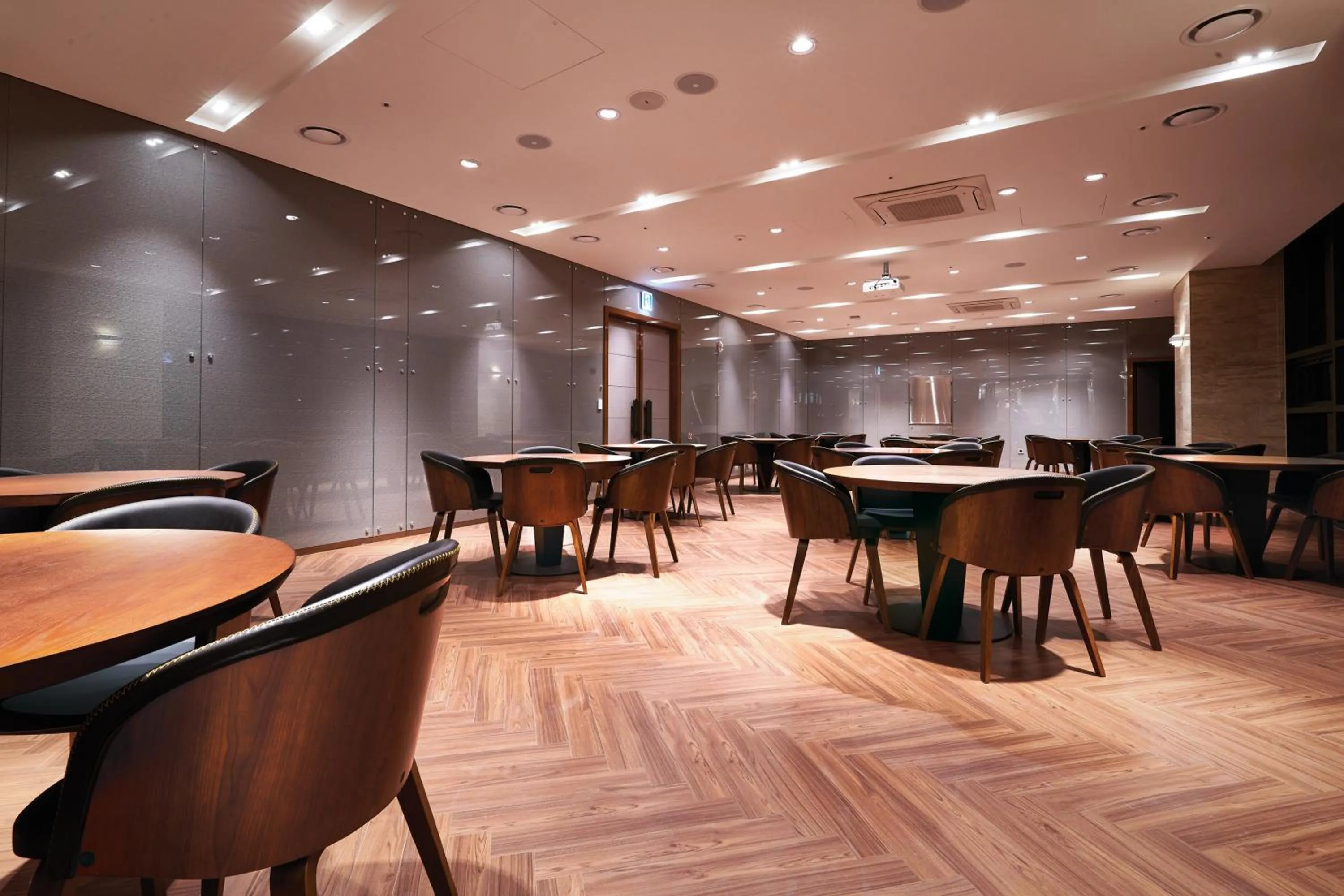 Traum Valley Hotel - formerly jeongseon intoraon hotel