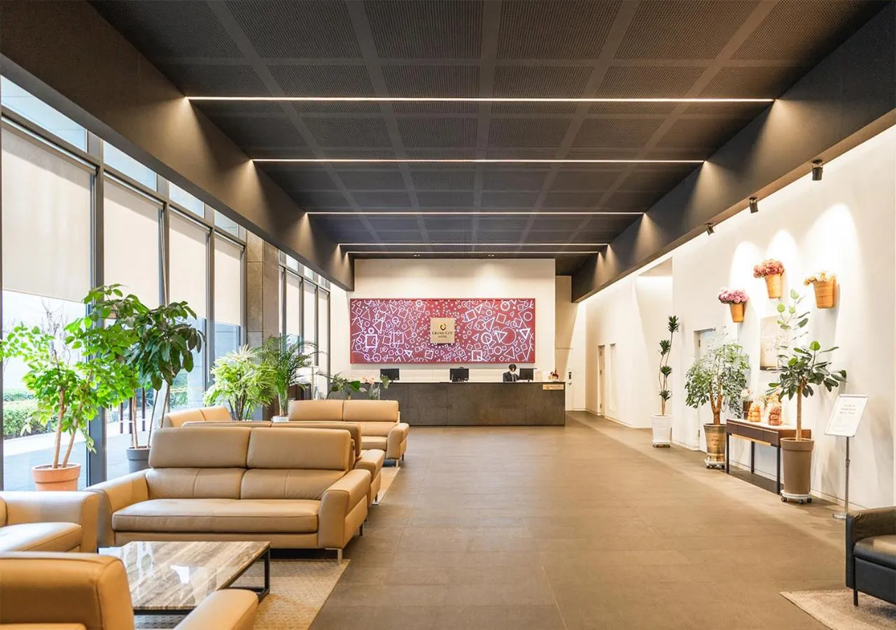 Lobby or reception in Grand City Hotel Changwon