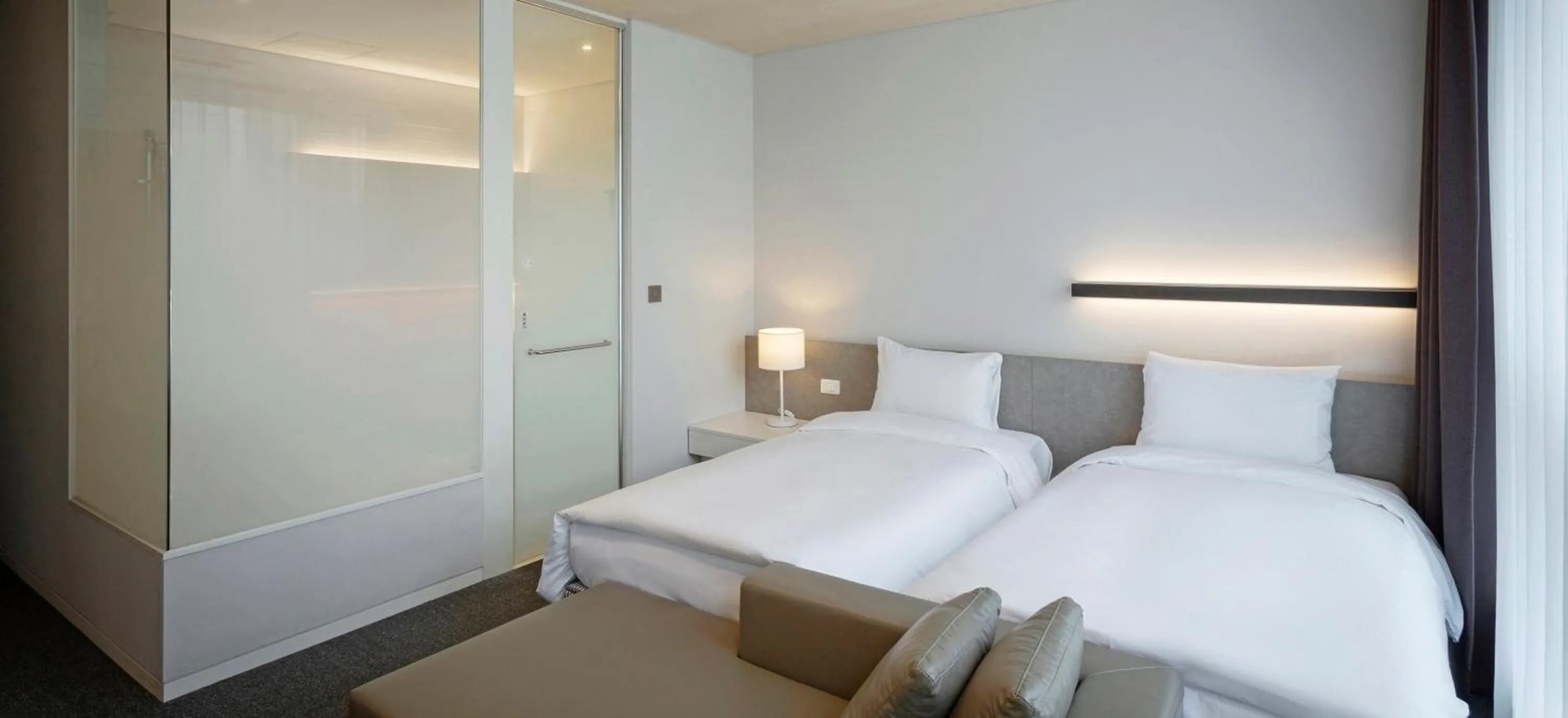 Bed in Grand City Hotel Changwon