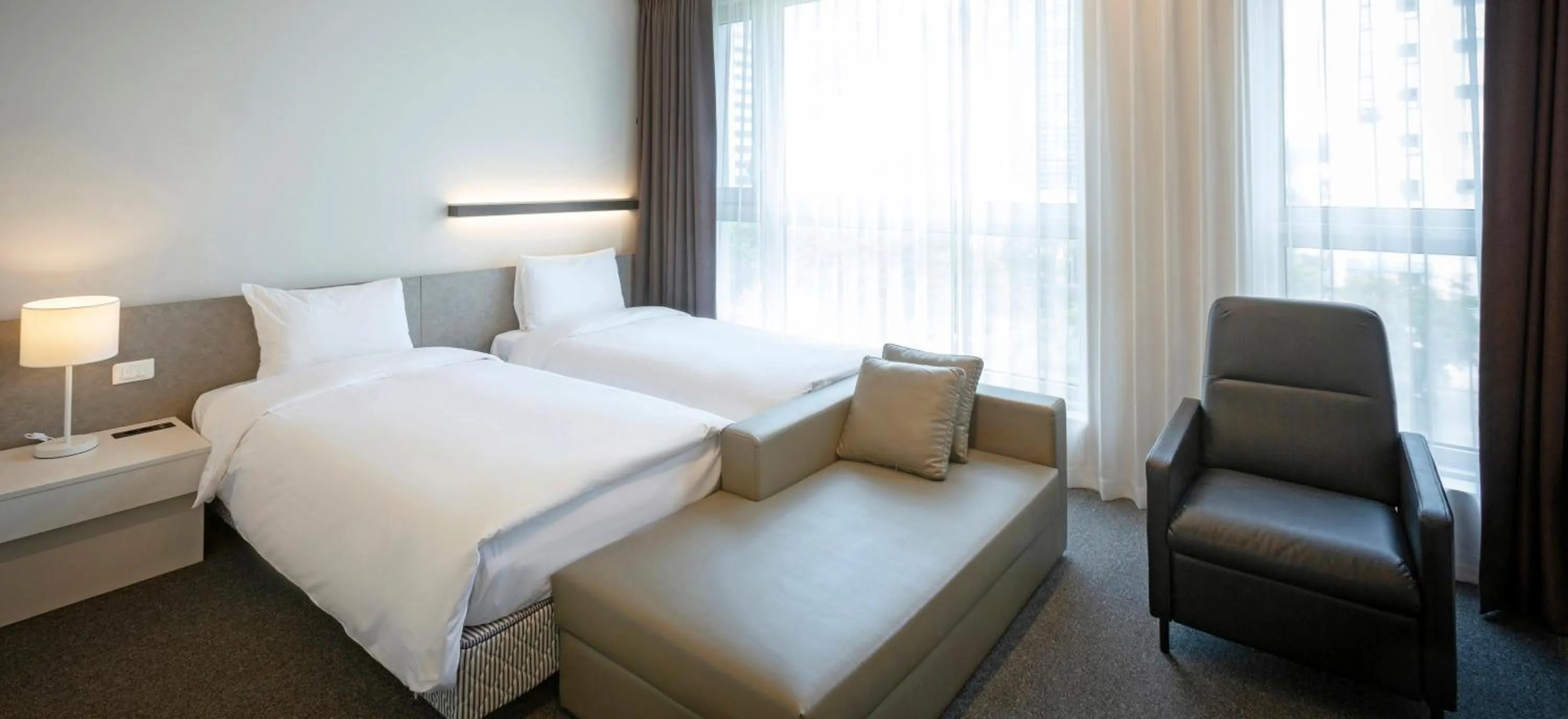 Bed in Grand City Hotel Changwon