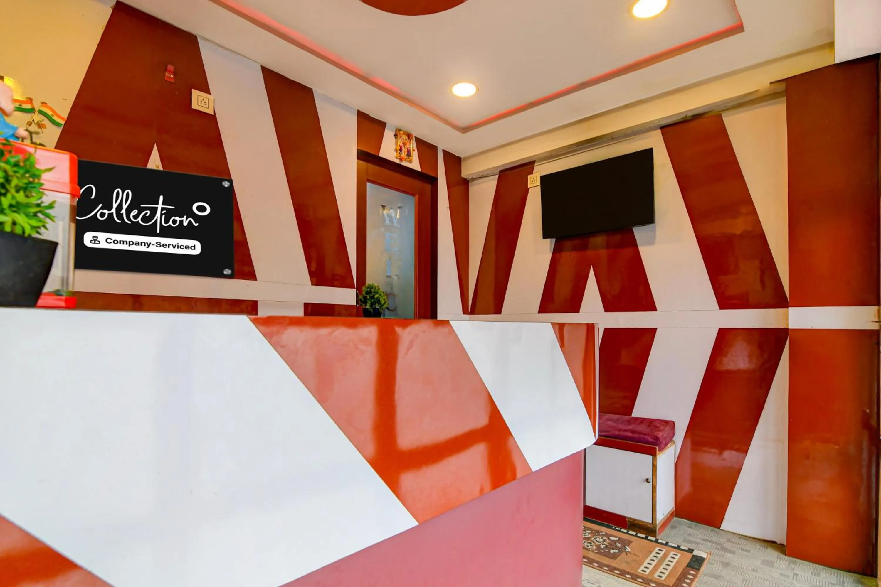 Lobby or reception in Super Collection O NSCB Airport Kolkata Formerly Red Stone