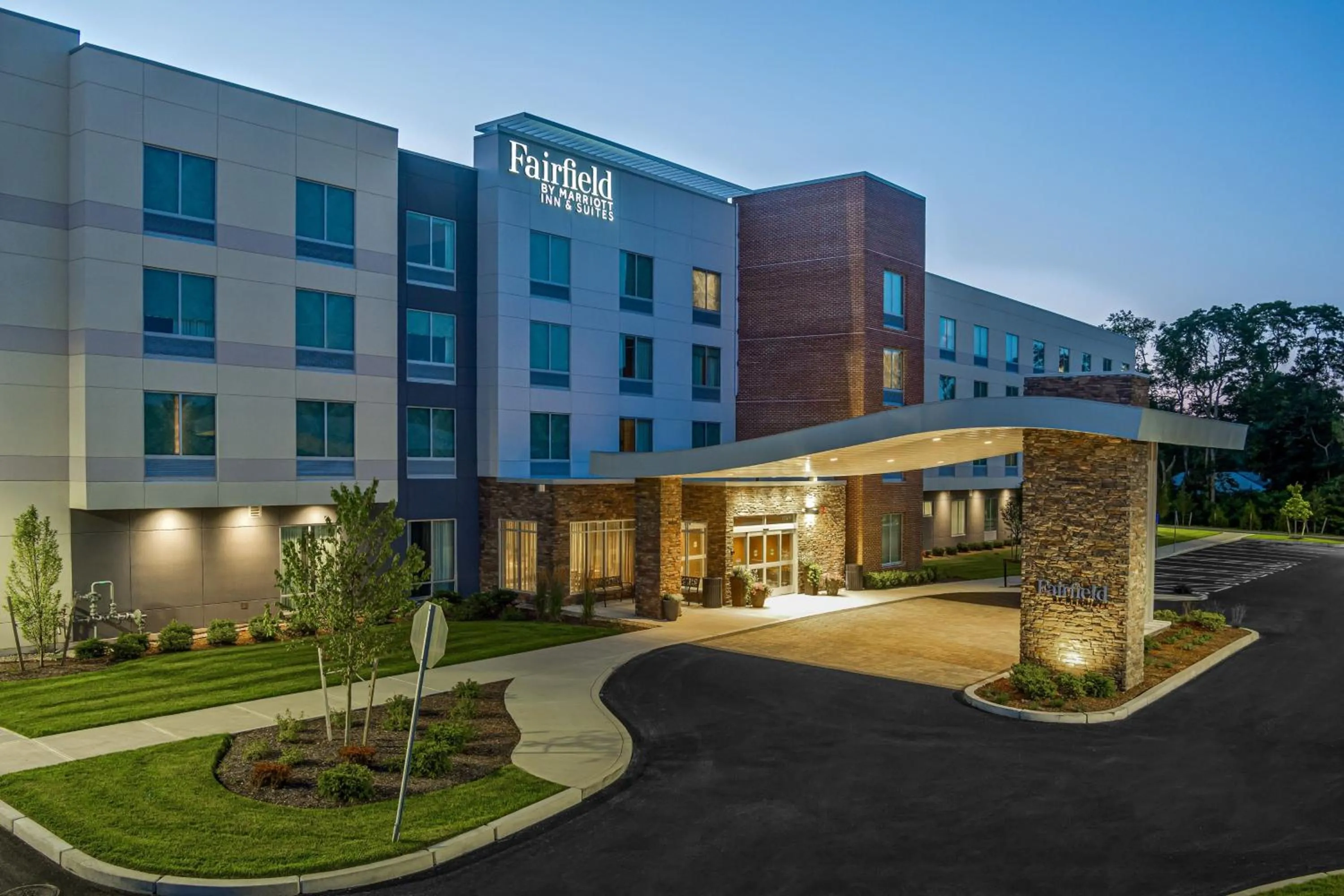 Property building in Fairfield by Marriott Inn & Suites Somerset