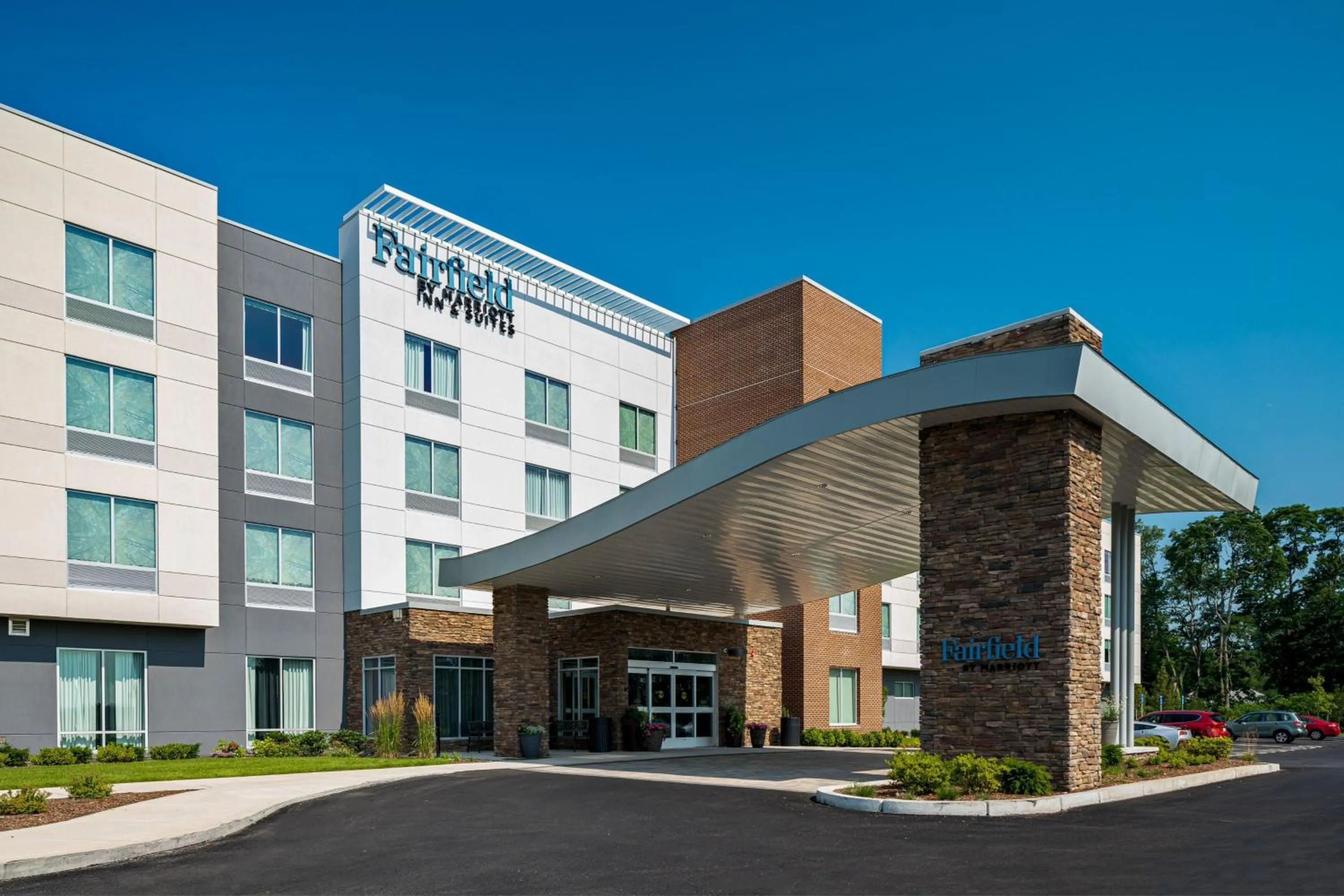 Property building in Fairfield by Marriott Inn & Suites Somerset
