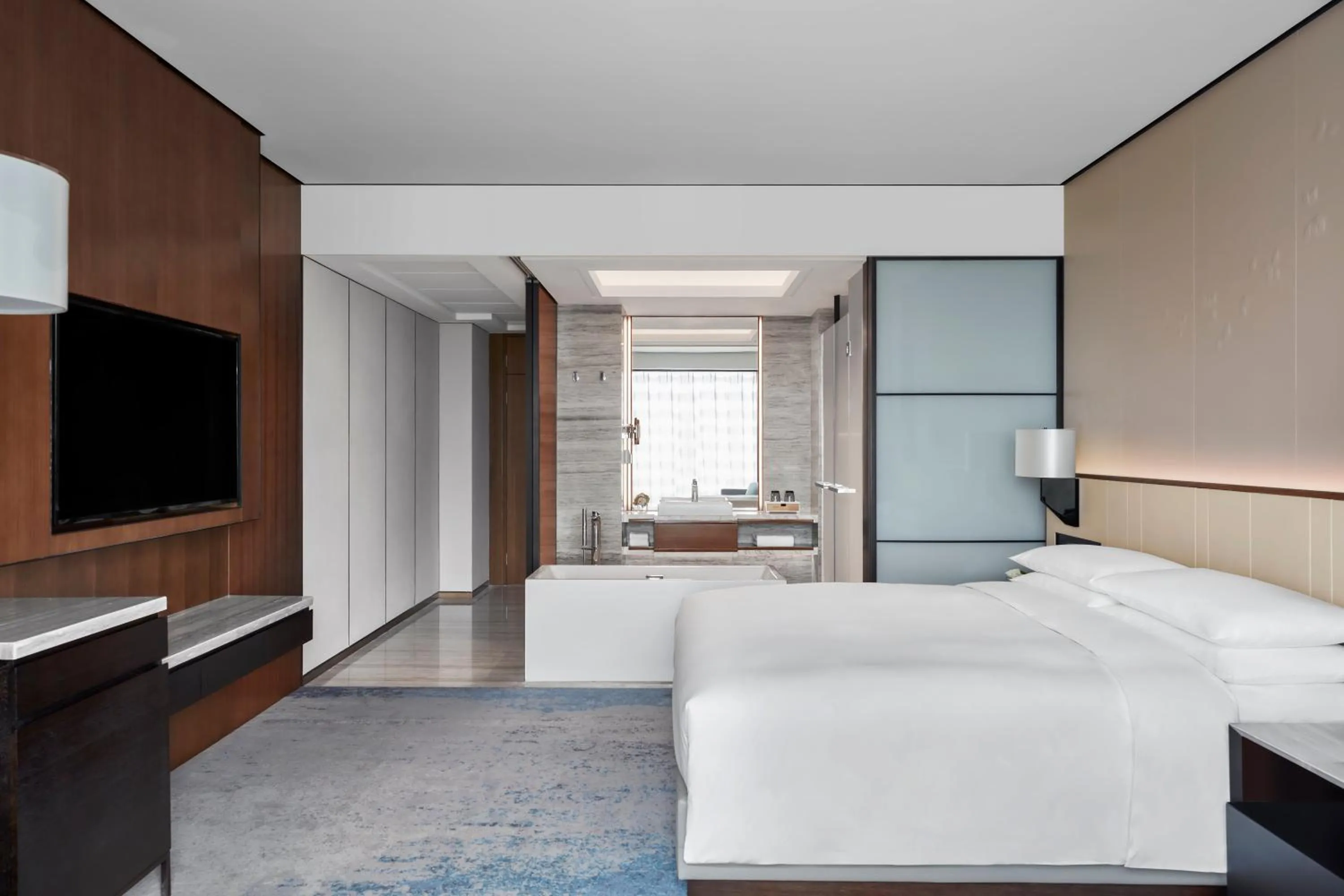 King Room in Shanghai Marriott Hotel Pudong South