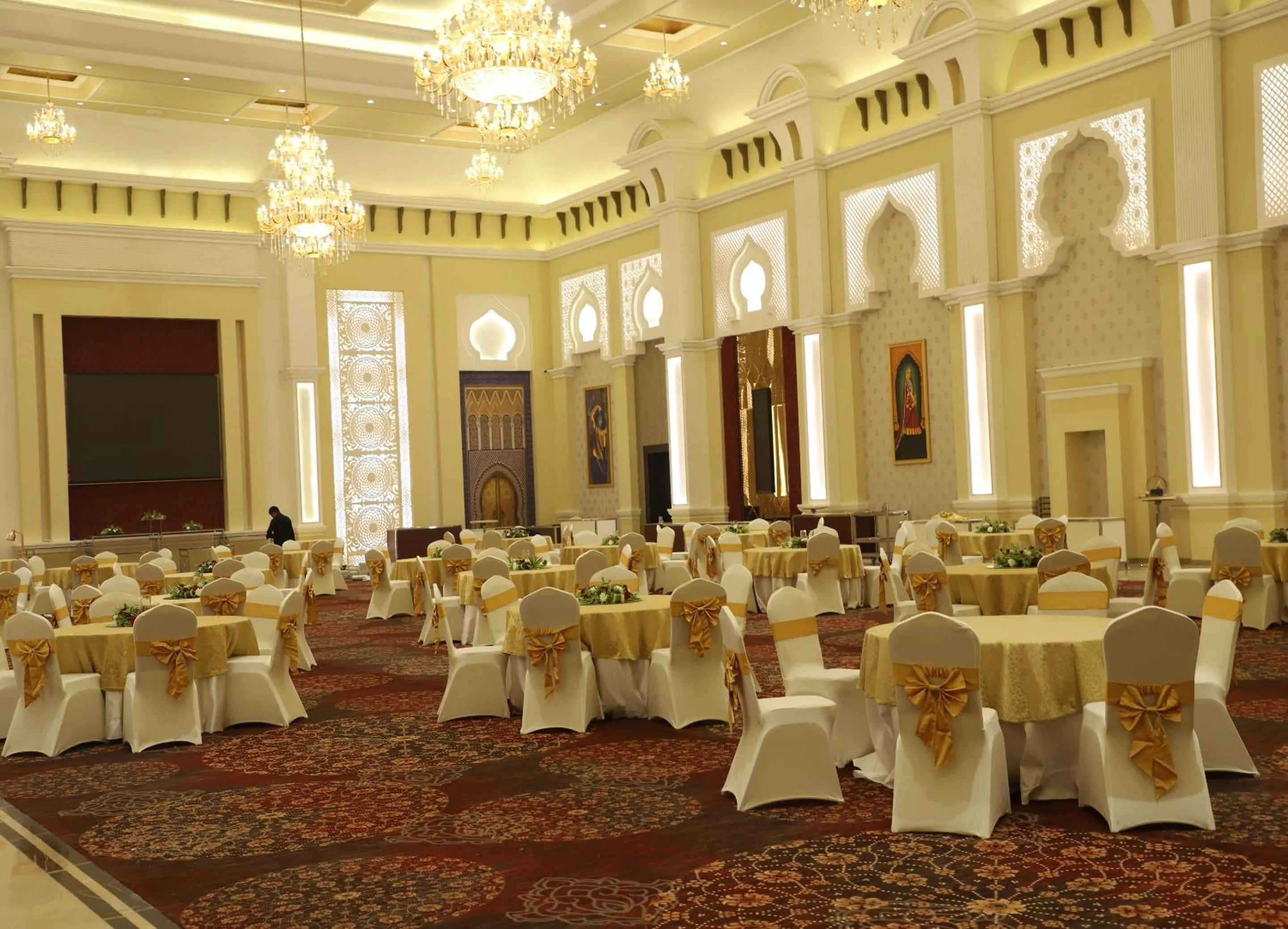 Banquet/Function facilities in Geeta Sarovar Portico, Panipat