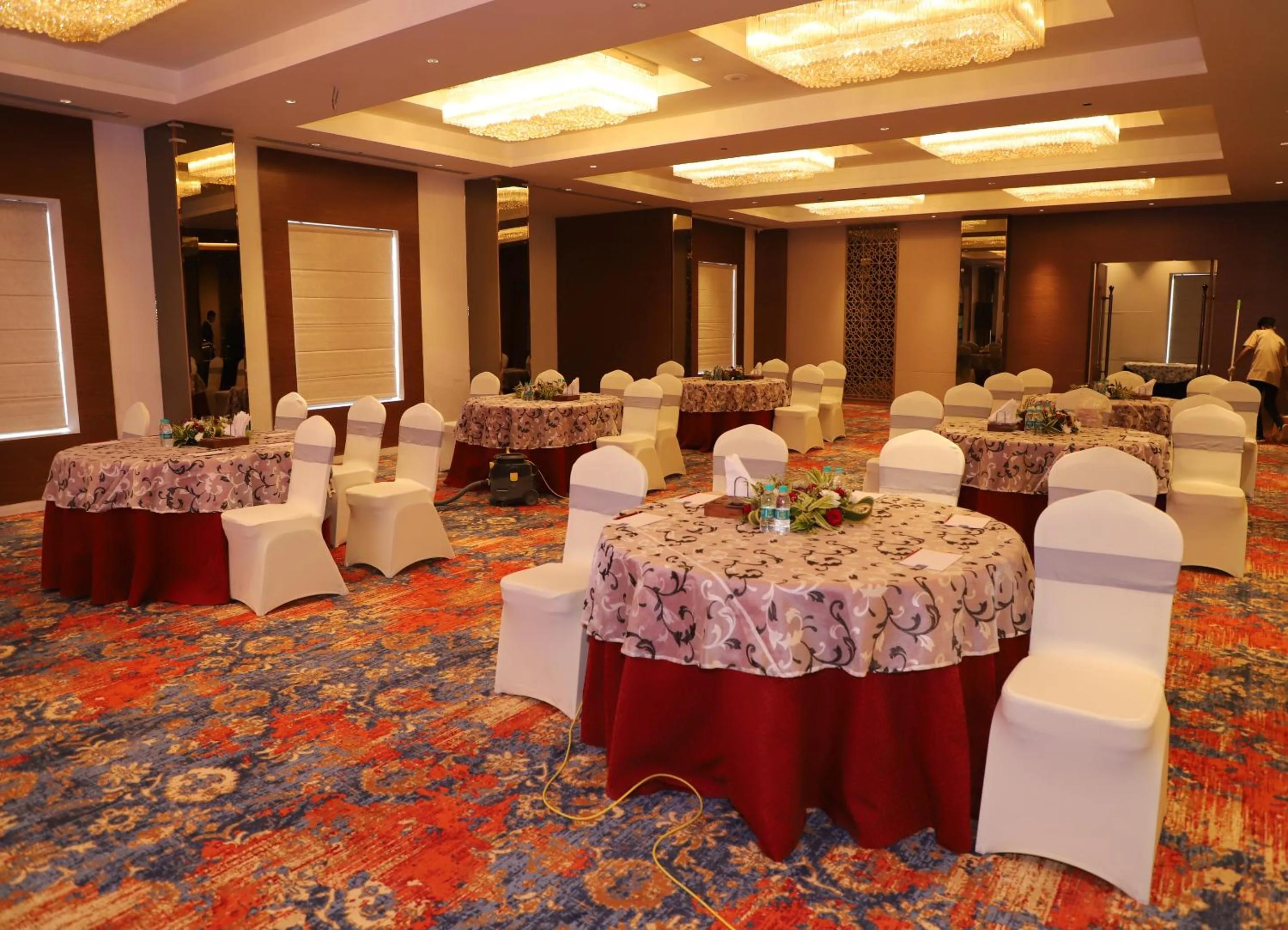 Banquet/Function facilities in Geeta Sarovar Portico, Panipat