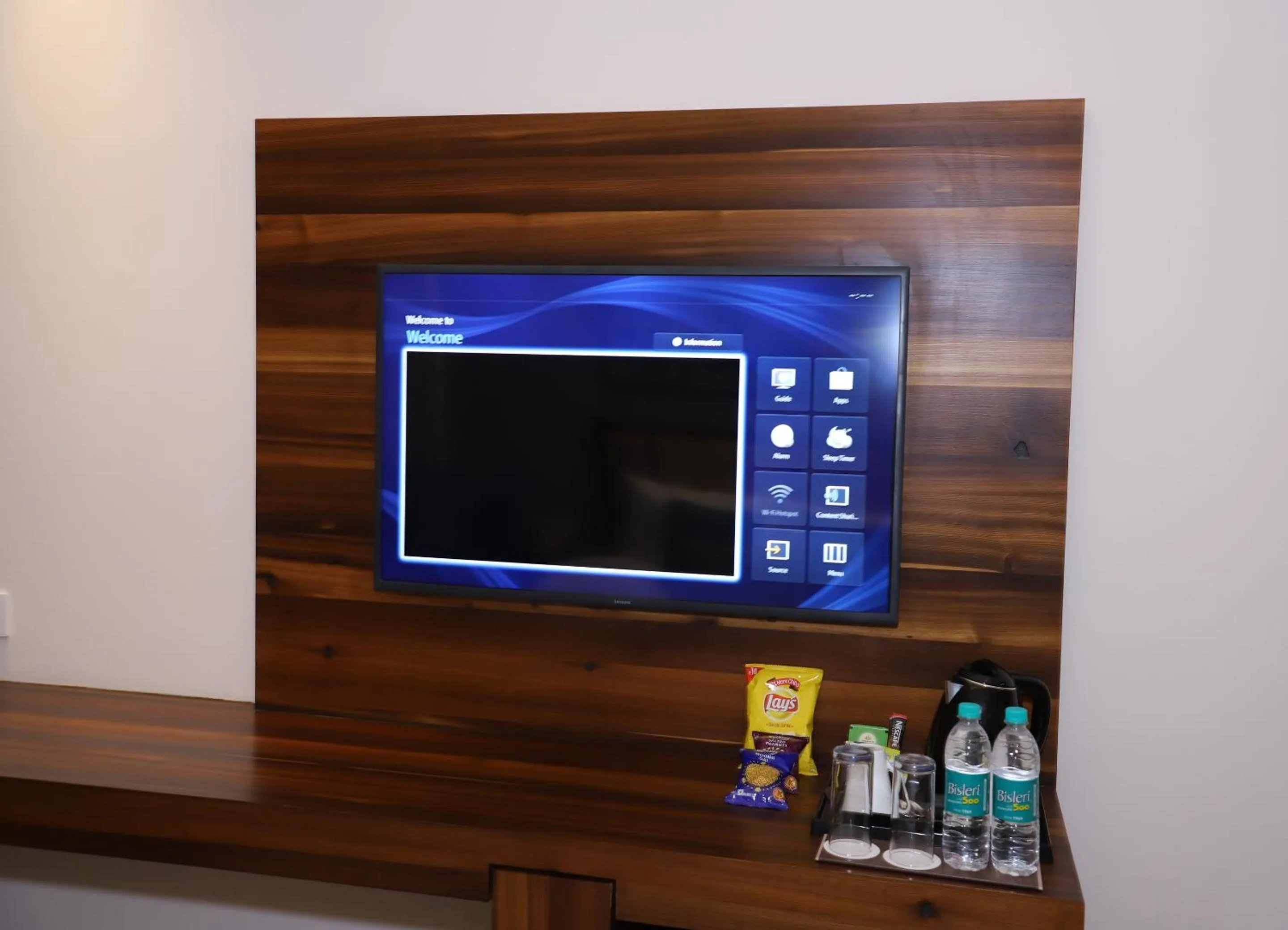 TV and multimedia in Geeta Sarovar Portico, Panipat
