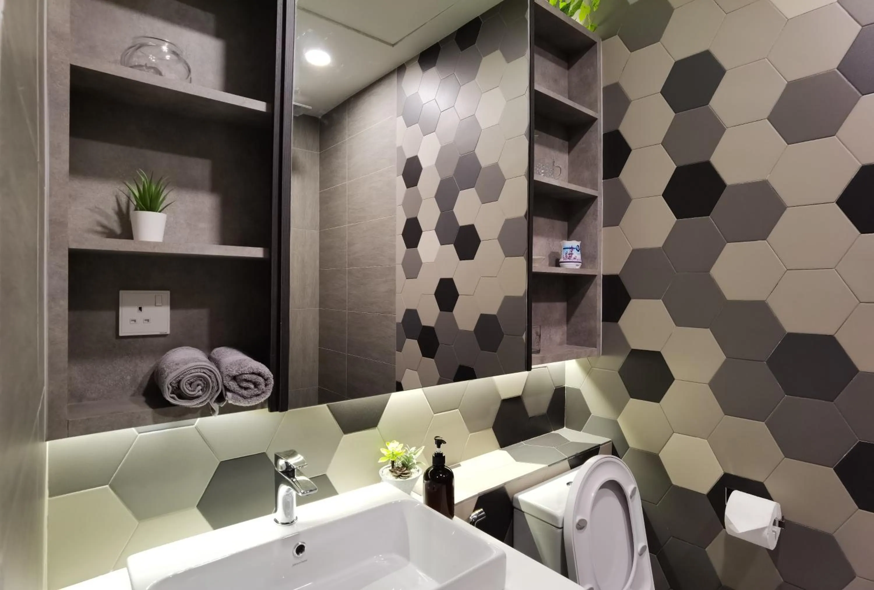 Ceylonz Suites by StayKL Stevvy