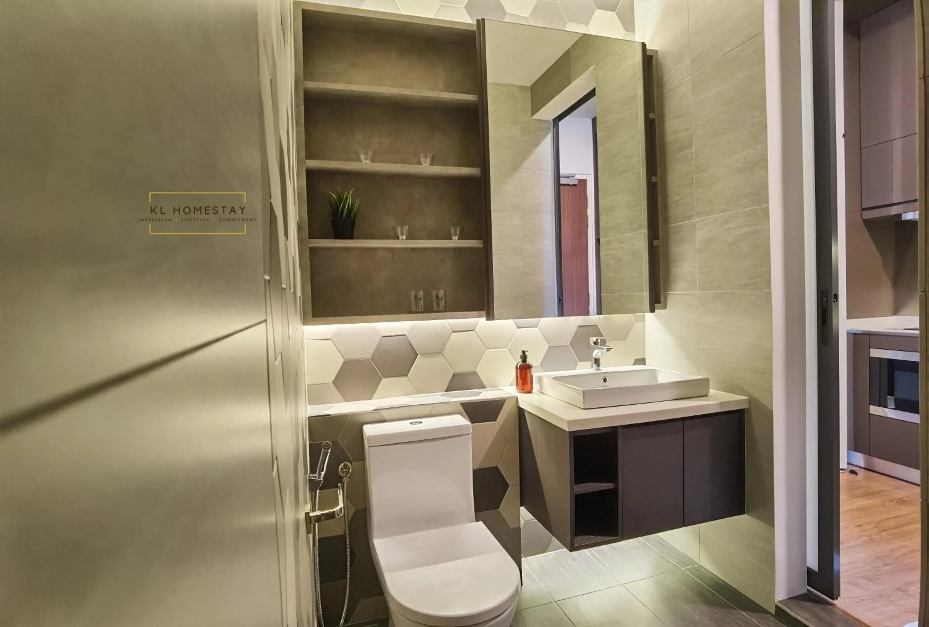 Ceylonz Suites by StayKL Stevvy