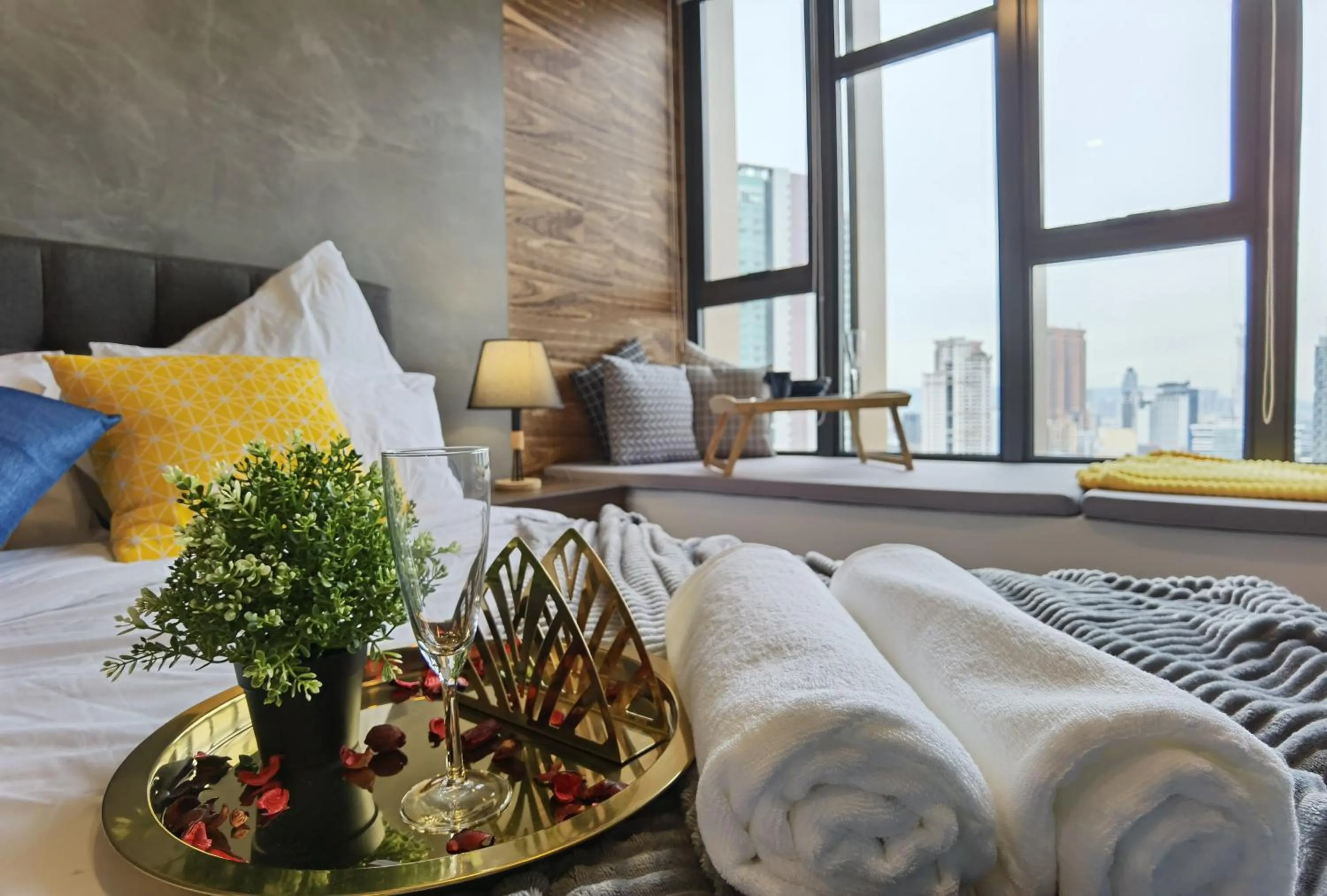 Bed in Ceylonz Suites by StayKL Stevvy