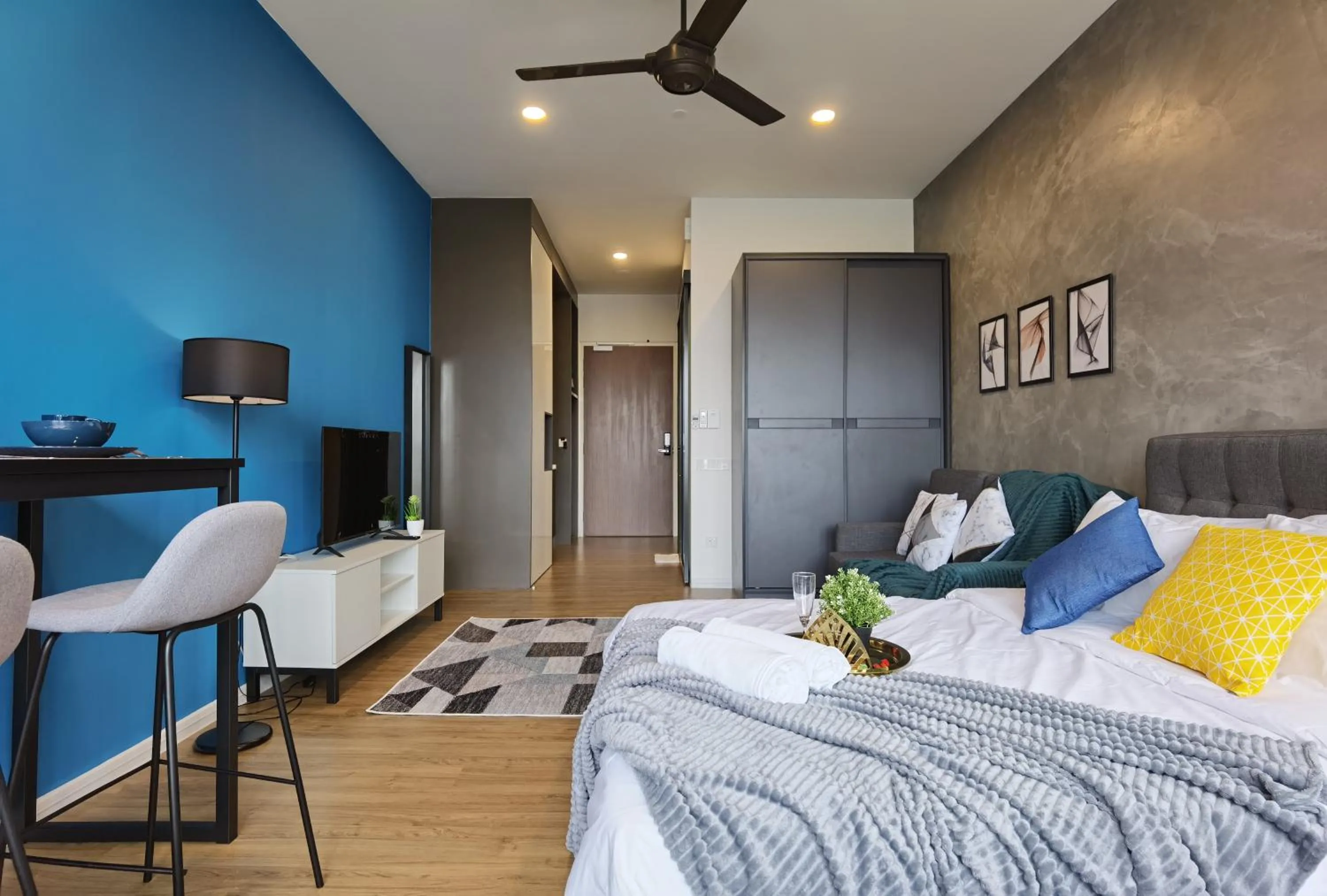 Bed in Ceylonz Suites by StayKL Stevvy