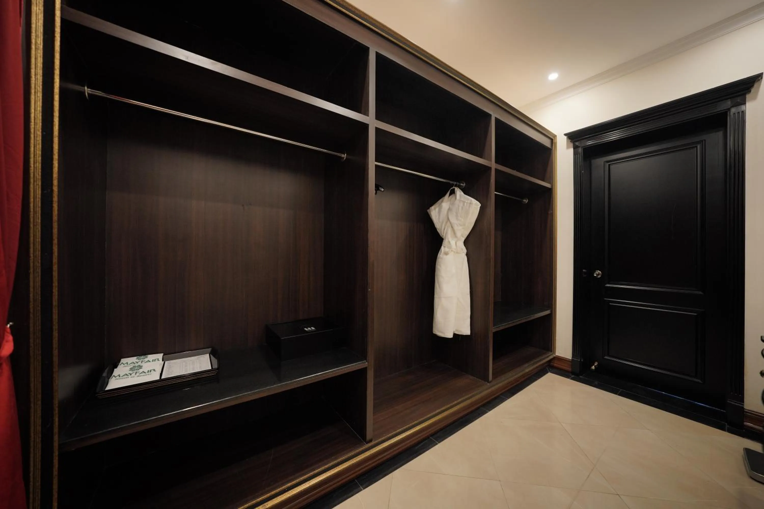 locker in MAYFAIR Tea Resort