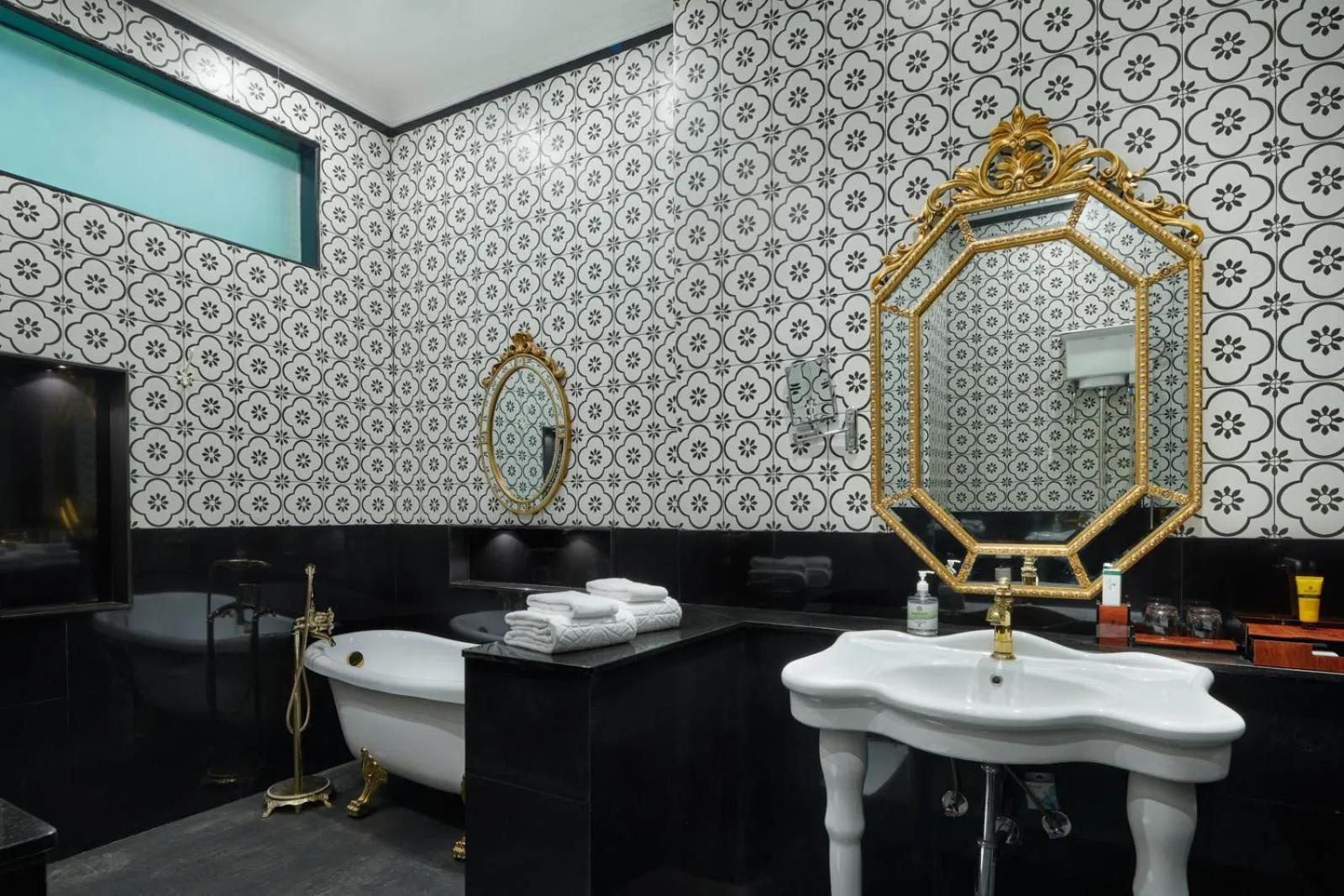 Bathroom in MAYFAIR Tea Resort