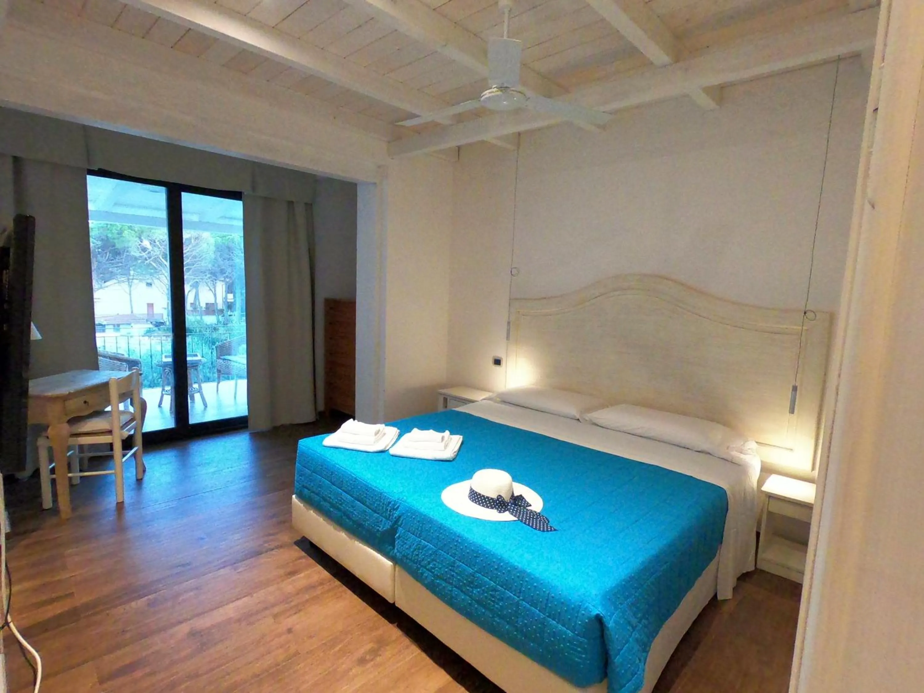 Photo of the whole room, Bed in Villa La Conchiglia Rooms