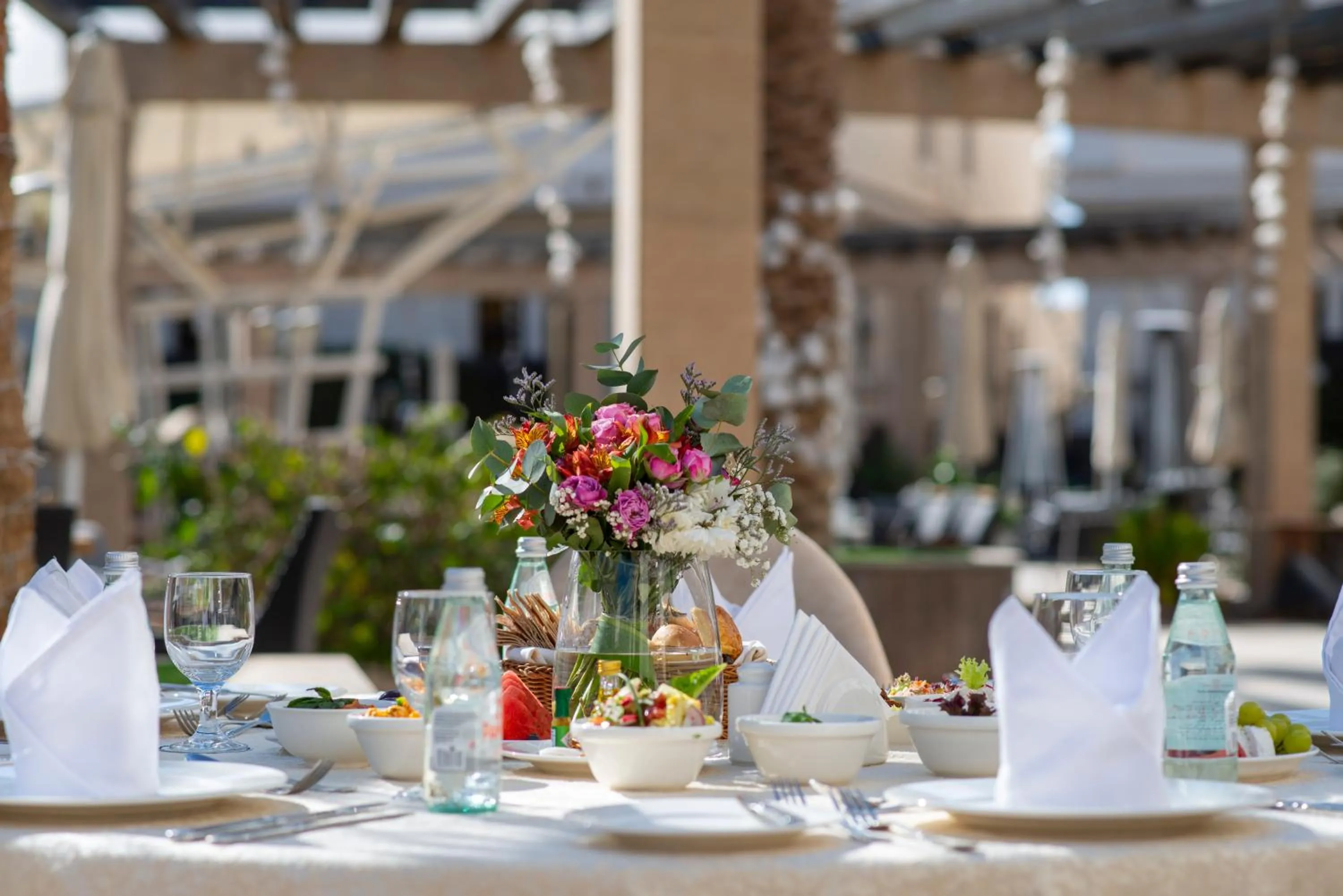 Restaurant/places to eat in Vittori Palace Hotel and Residences