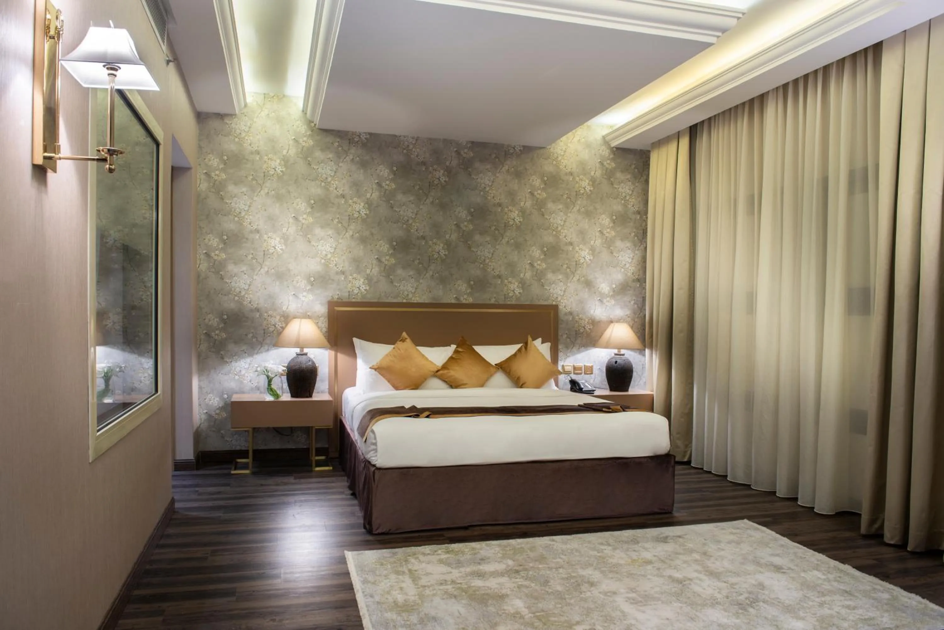 Bedroom, Bed in Vittori Palace Hotel and Residences