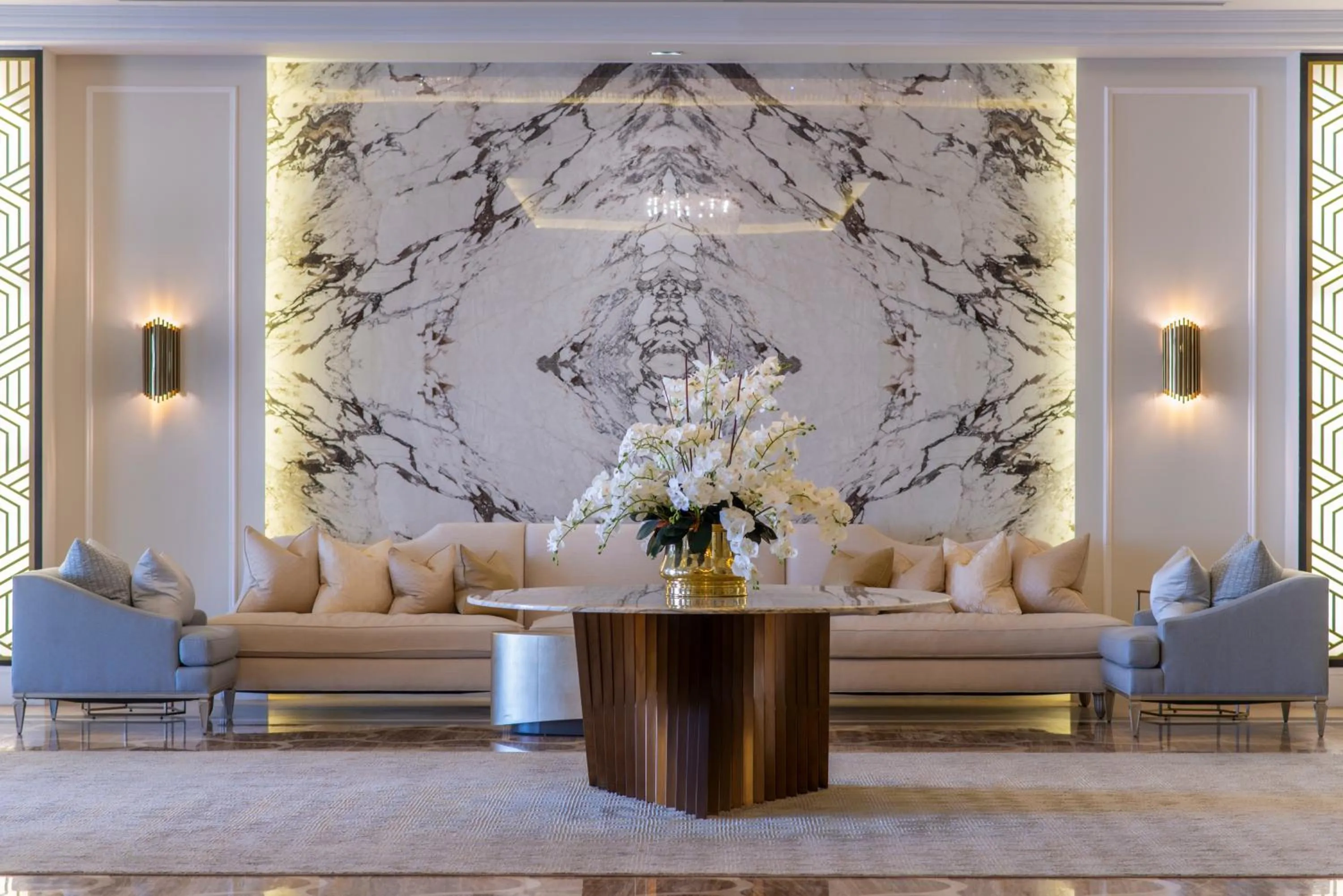 Lobby or reception in Vittori Palace Hotel and Residences