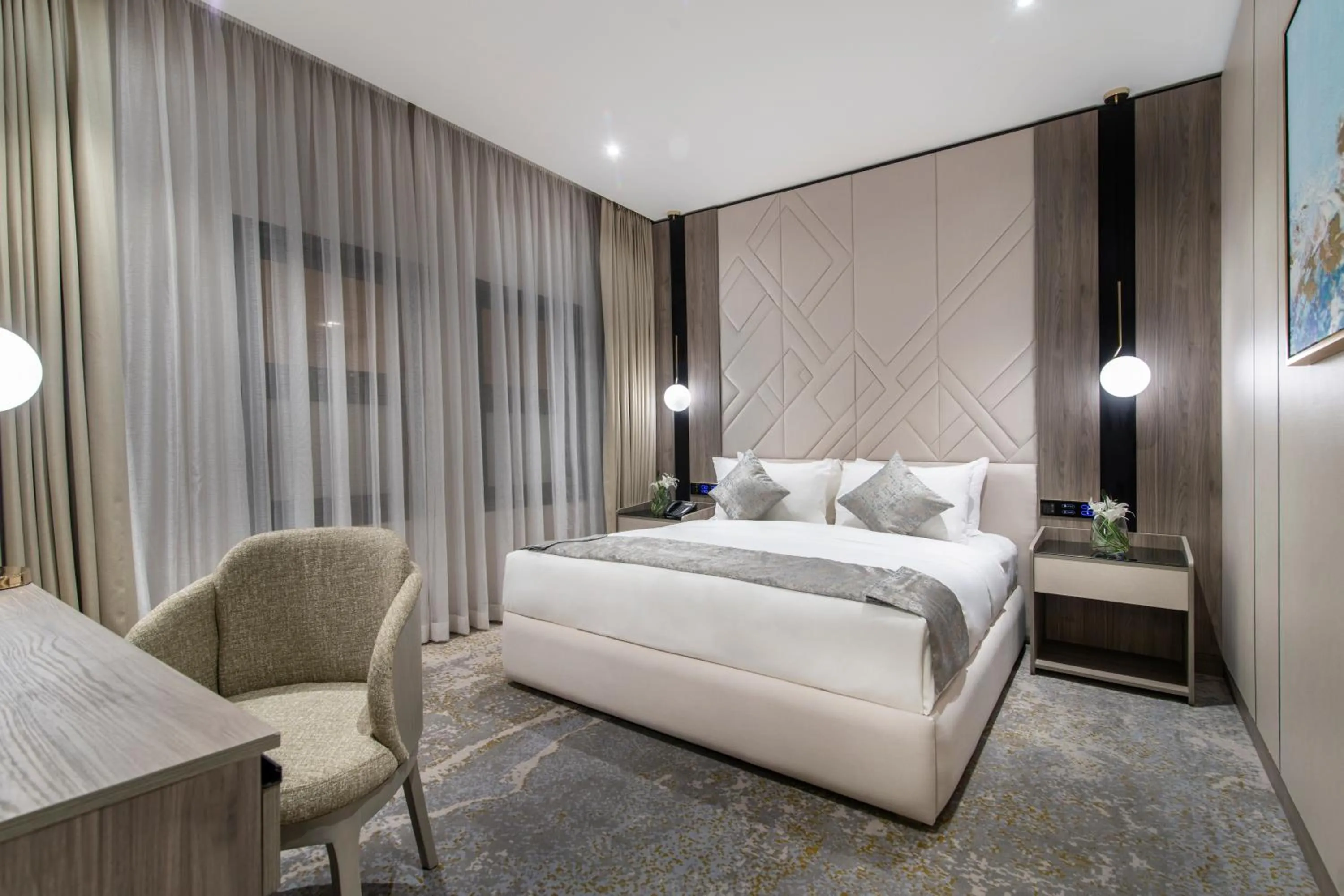 Bedroom, Bed in Vittori Palace Hotel and Residences