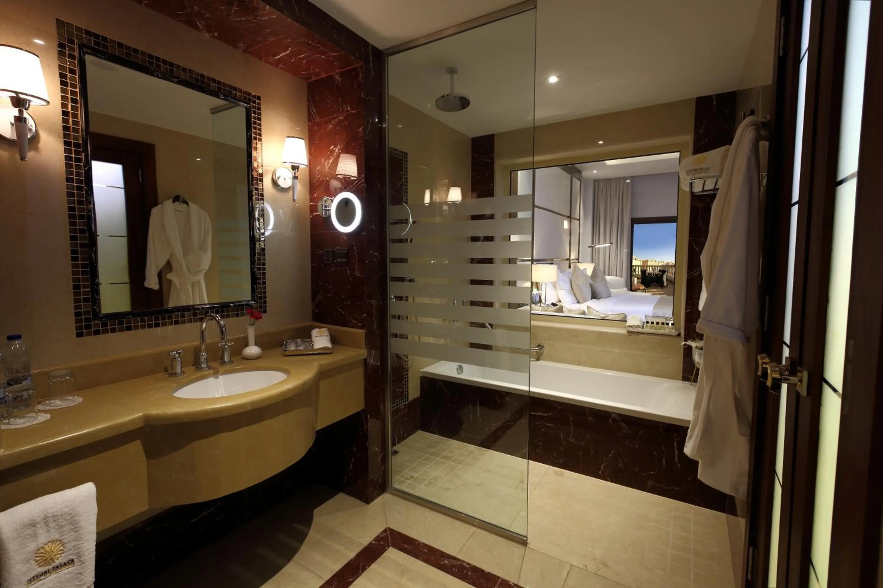 Shower in Vittori Palace Hotel and Residences