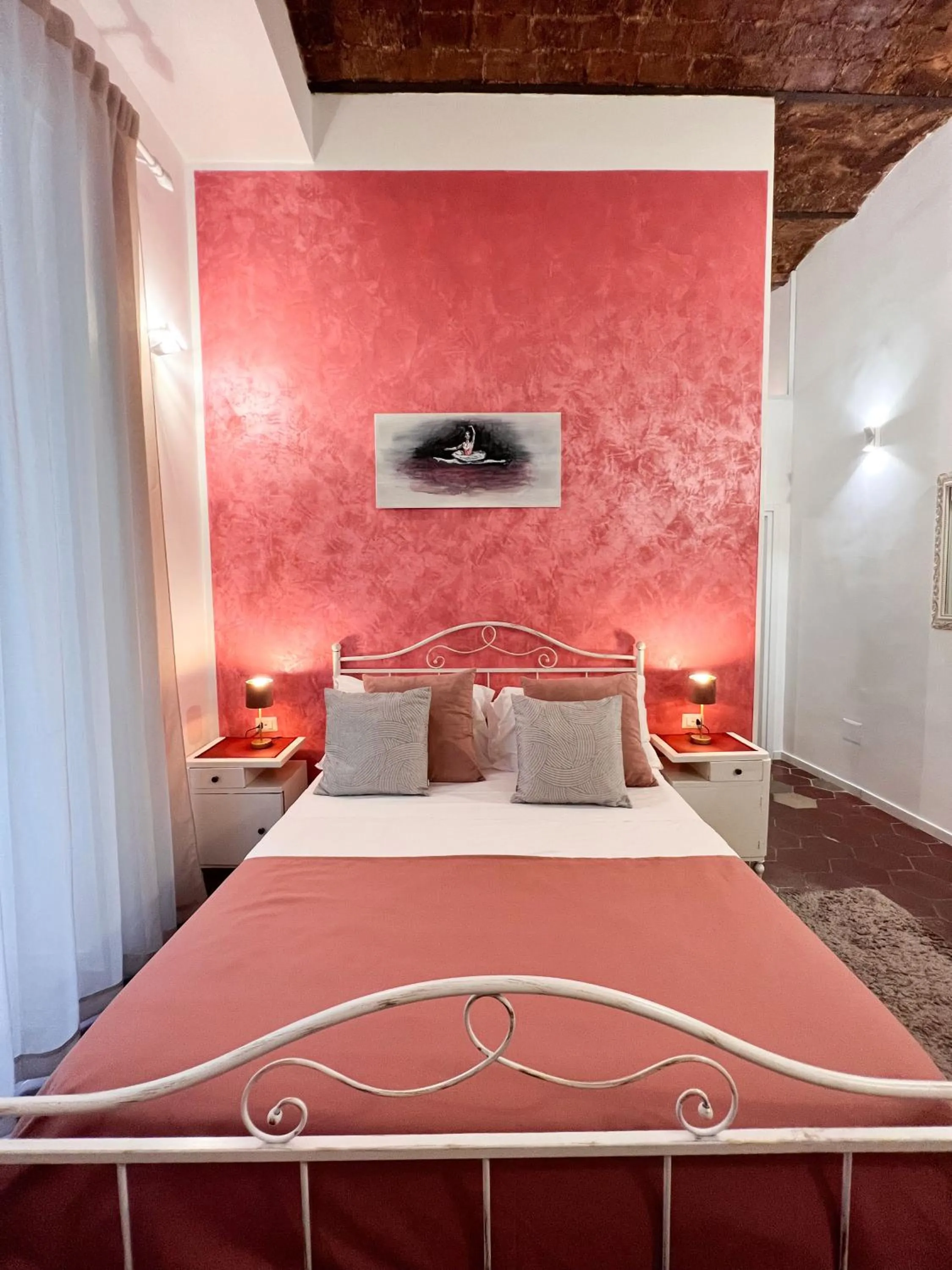 Bed in Suite Scarlatti