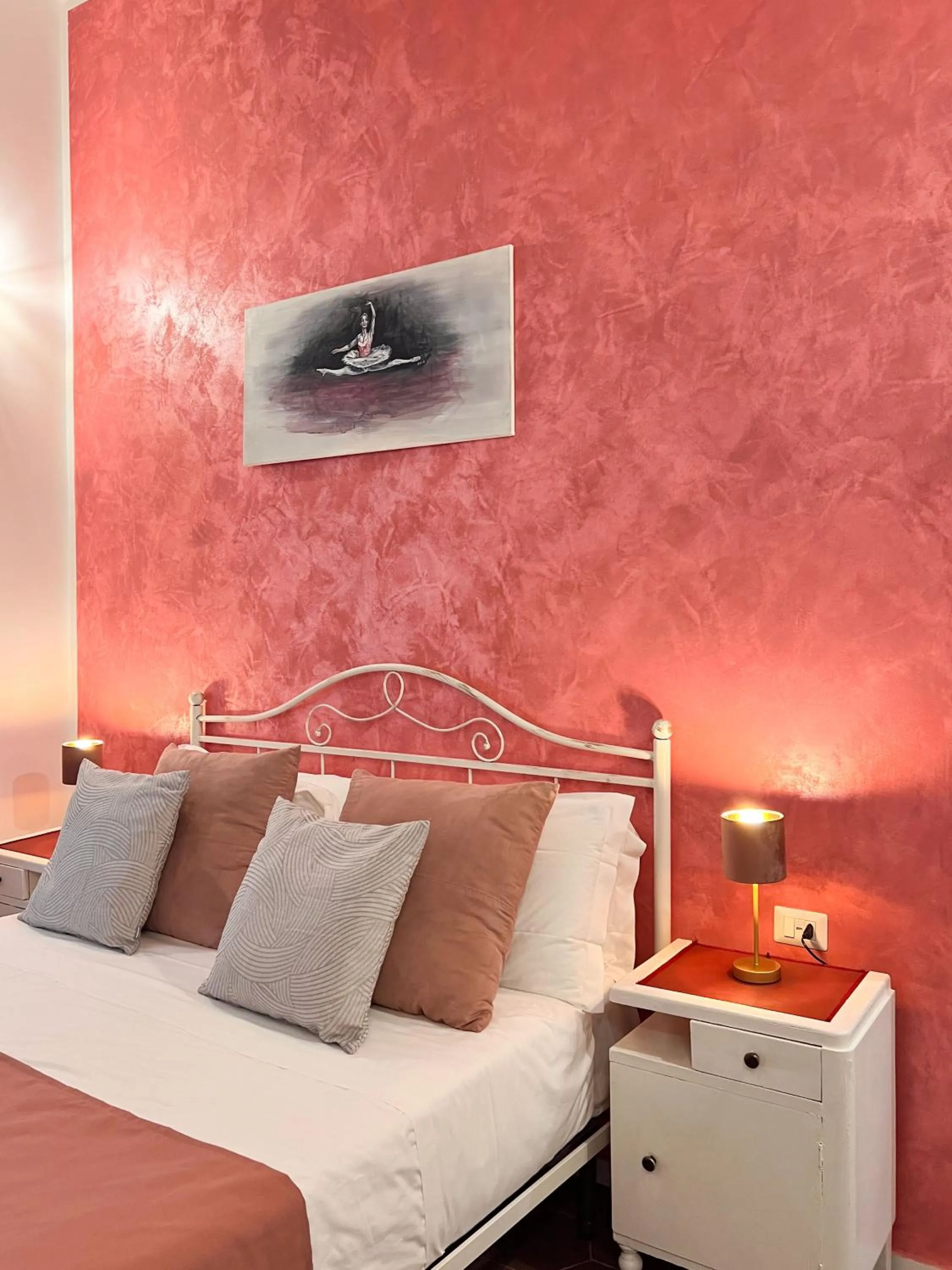 Bed in Suite Scarlatti