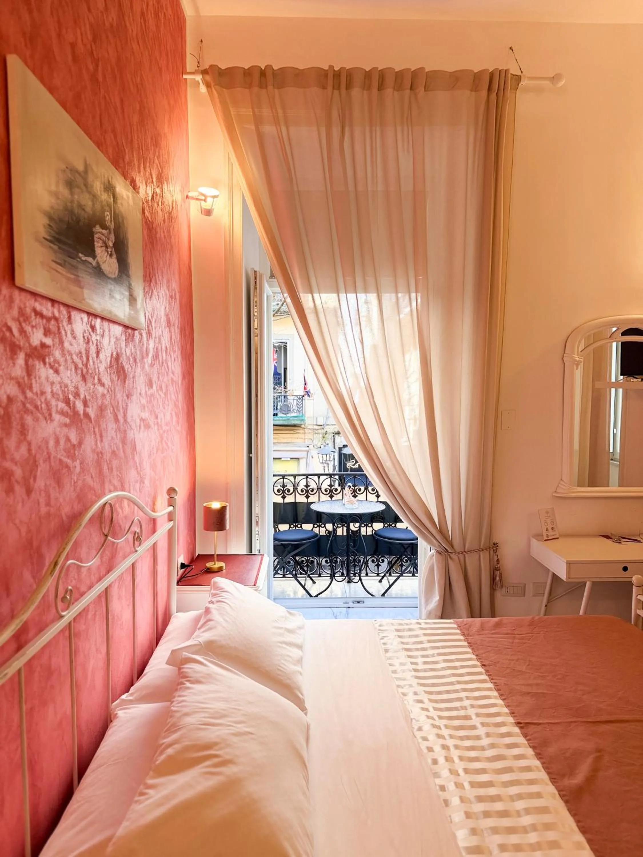 Bed in Suite Scarlatti