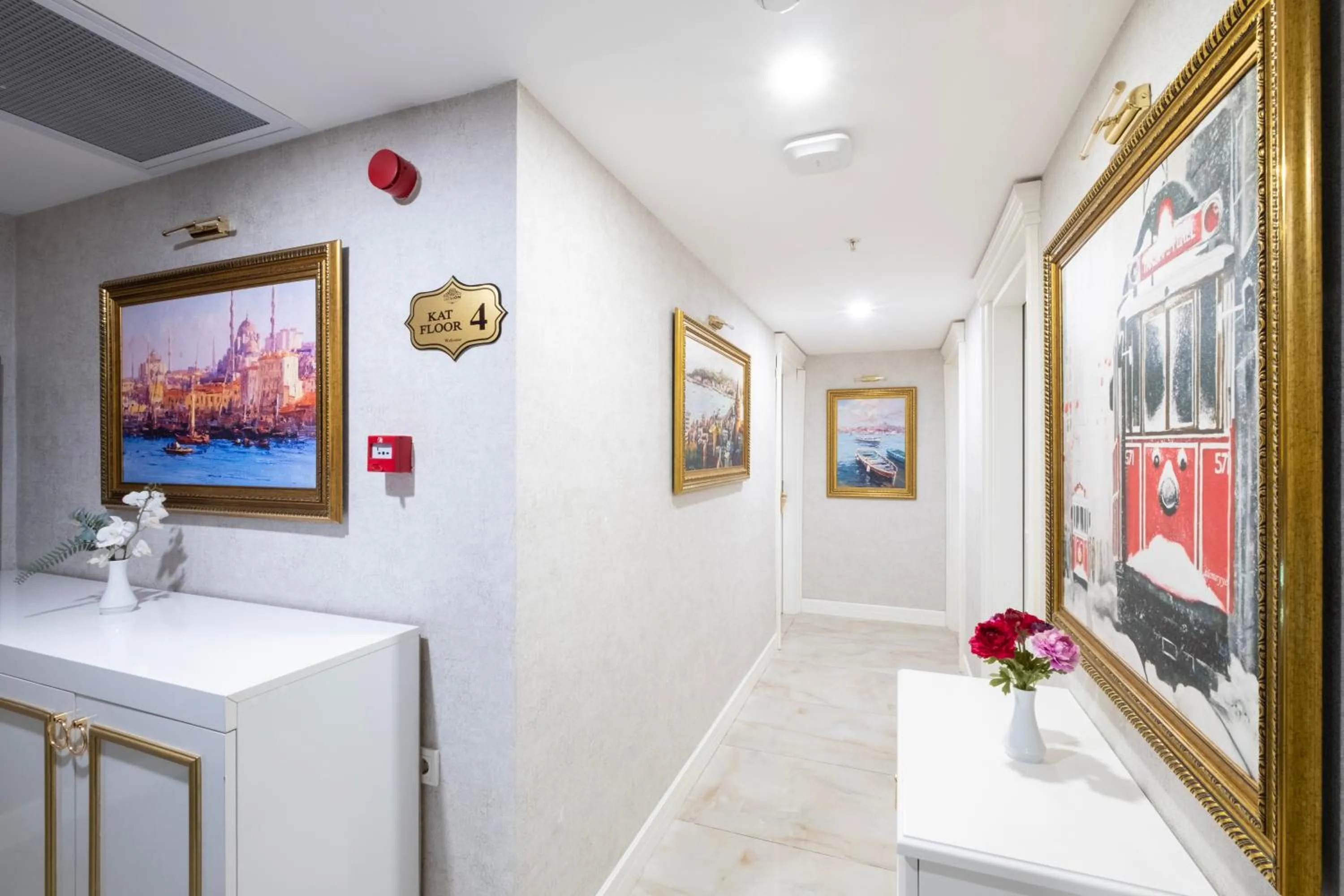 Leslion Luxury Hotel