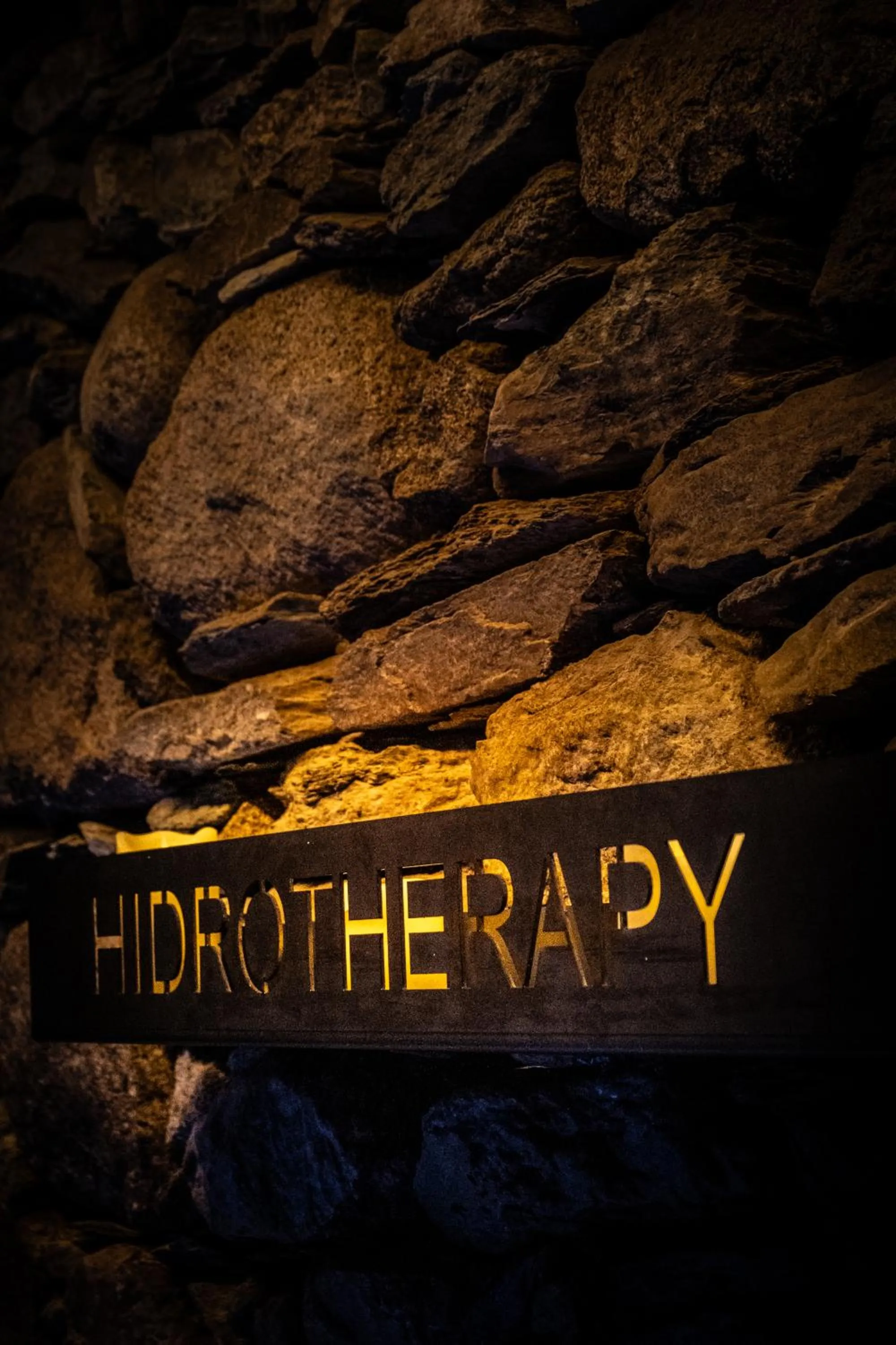 Spa and wellness centre/facilities in Les Pardines 1819 Mountain suites & SPA