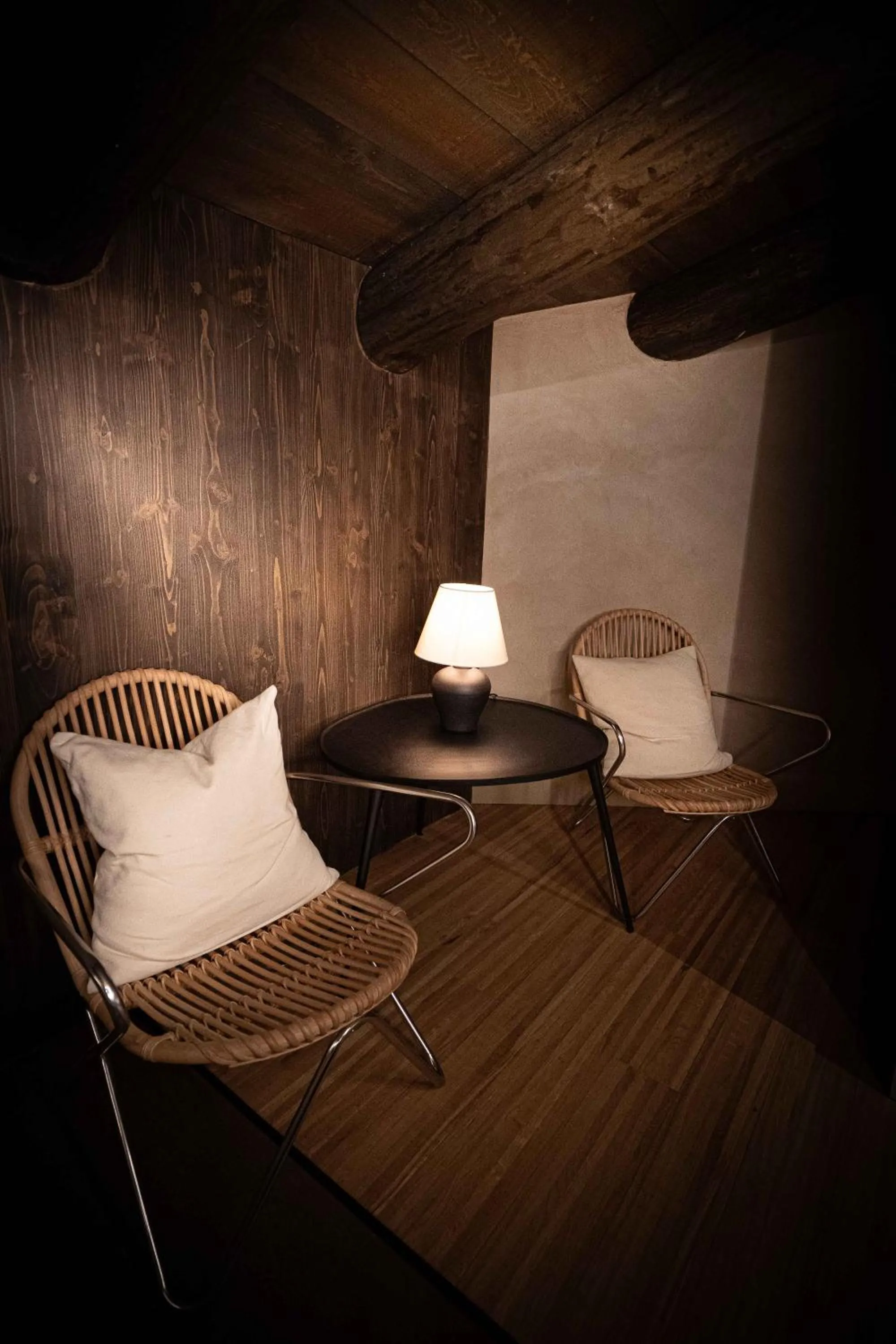 Seating area in Les Pardines 1819 Mountain suites & SPA