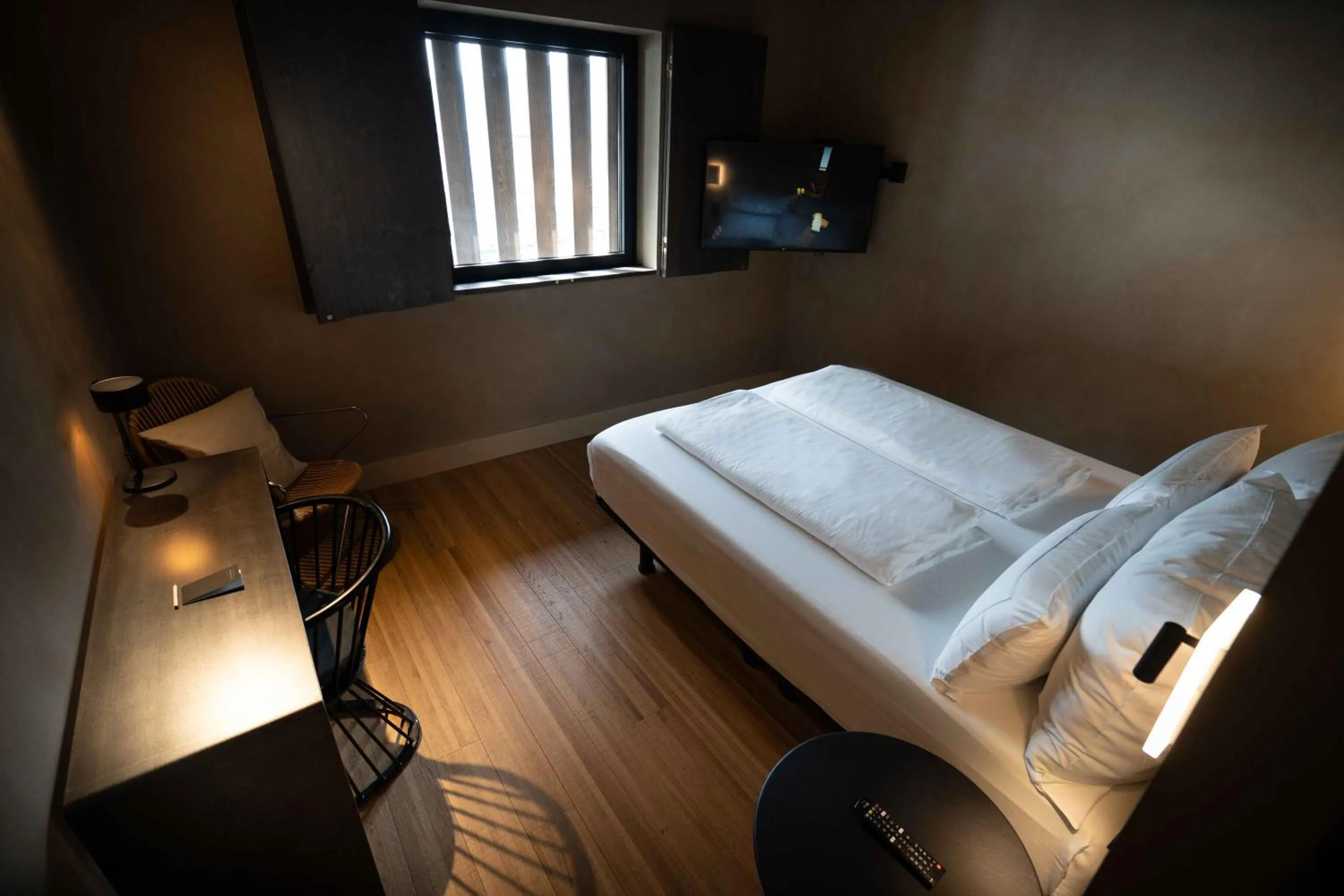 Photo of the whole room in Les Pardines 1819 Mountain suites & SPA