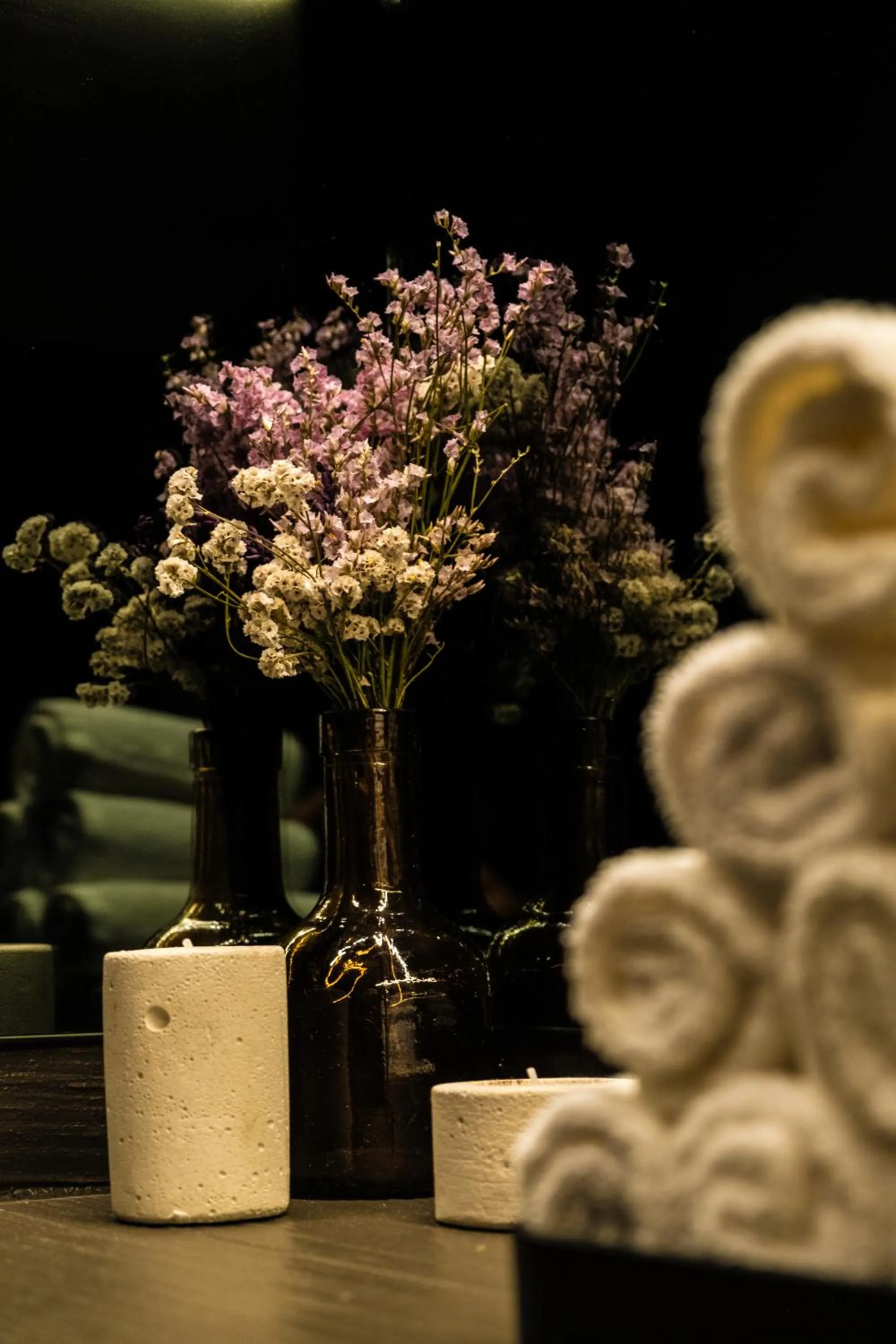 Decorative detail in Les Pardines 1819 Mountain suites & SPA