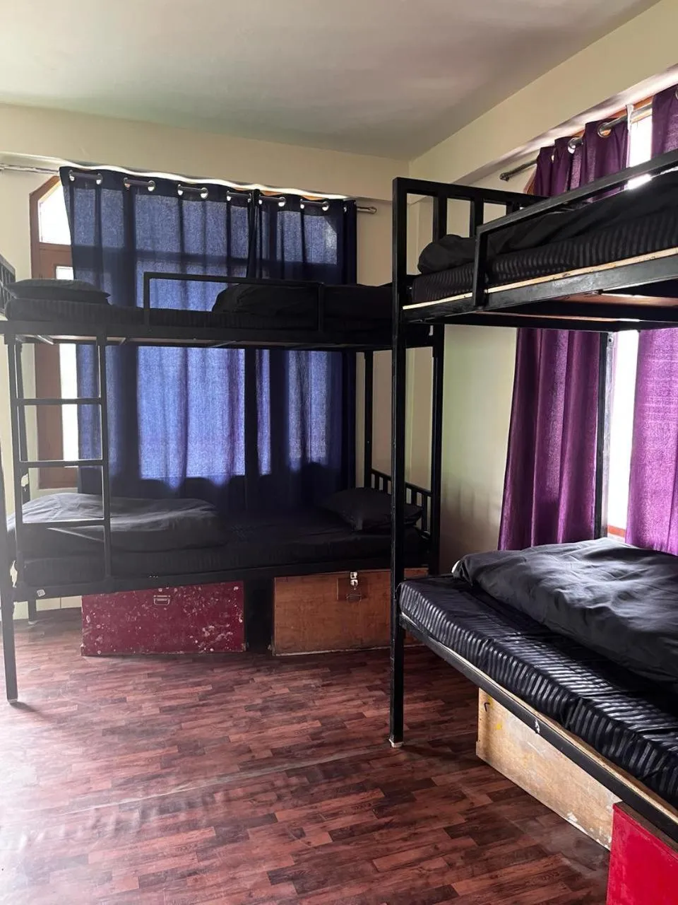 Bed in Nomadic Den Manali