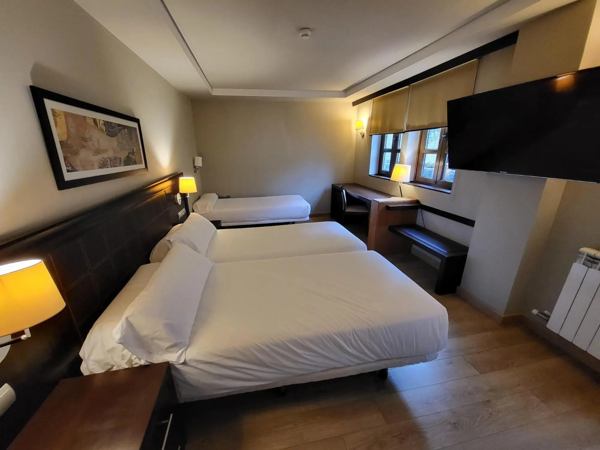 Photo of the whole room in SNÖ Aragon Hills