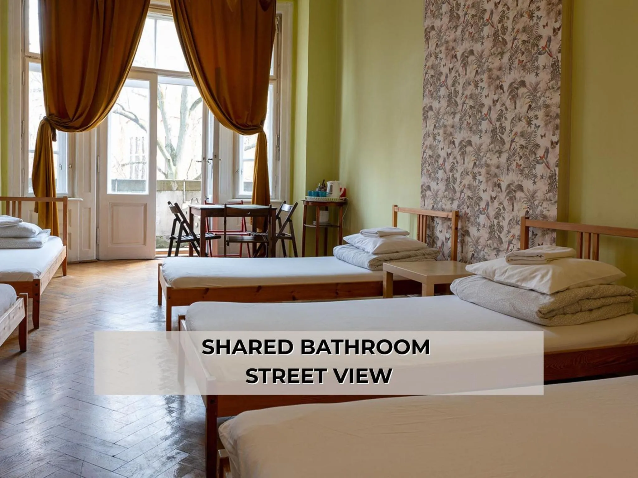 Bed in Trzy Kafki Private Rooms