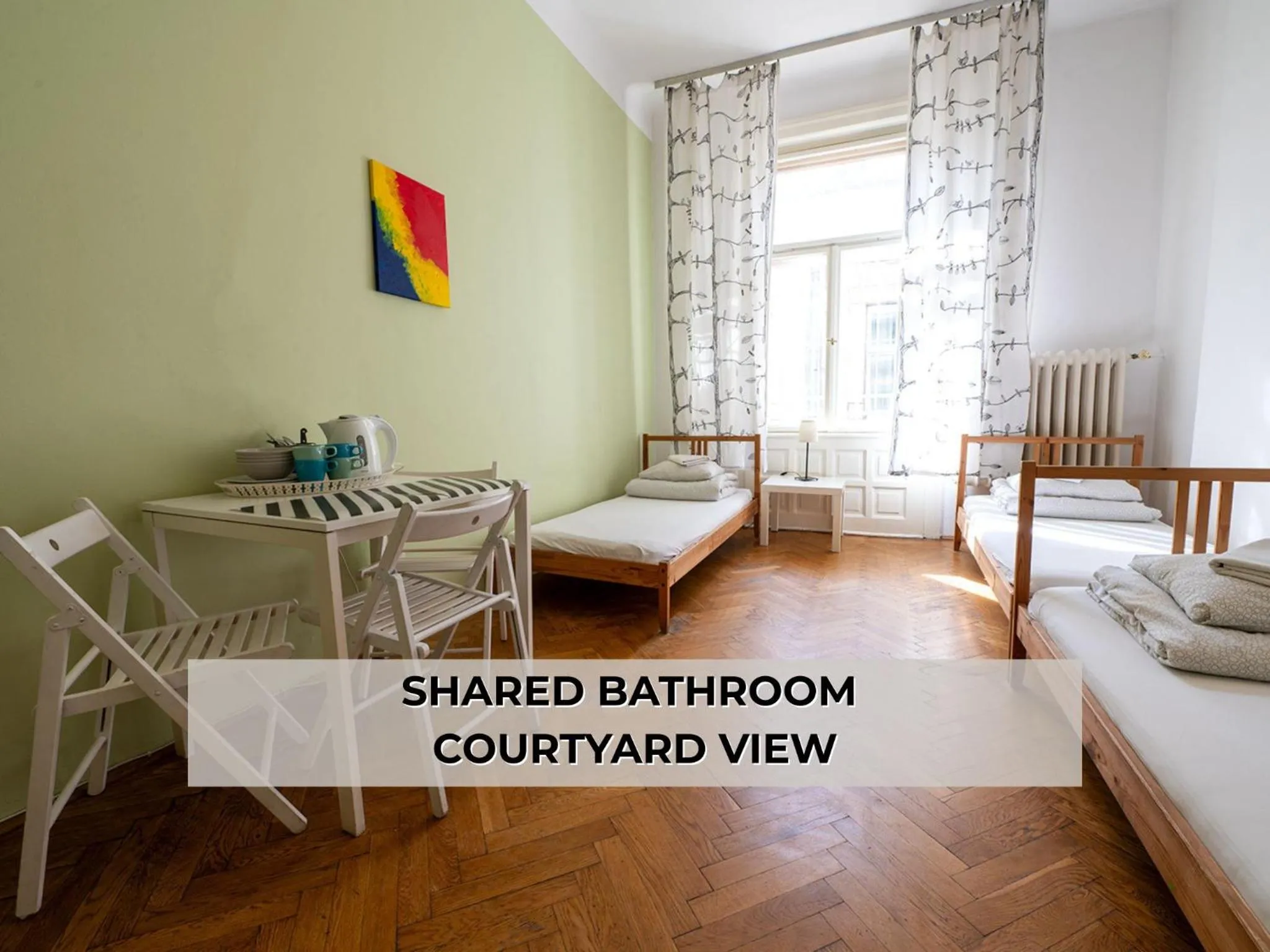 Bed in Trzy Kafki Private Rooms