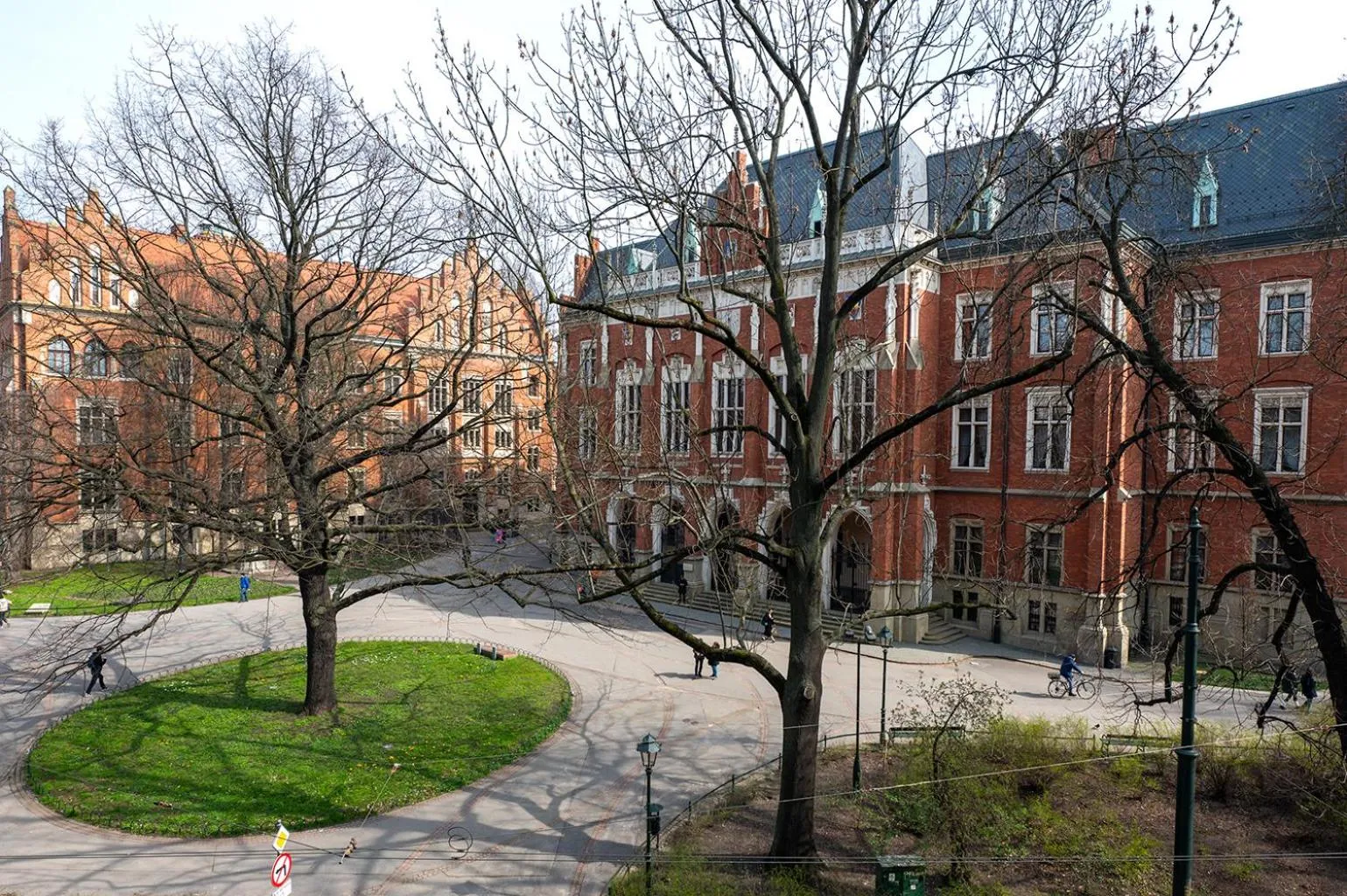 City view in Trzy Kafki Private Rooms