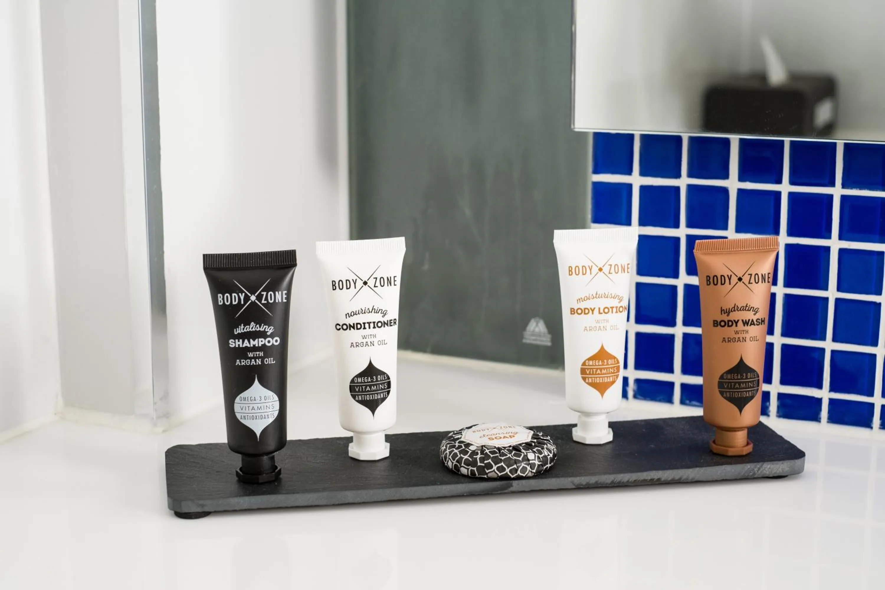 Bathroom in Carnmore Hotel Christchurch