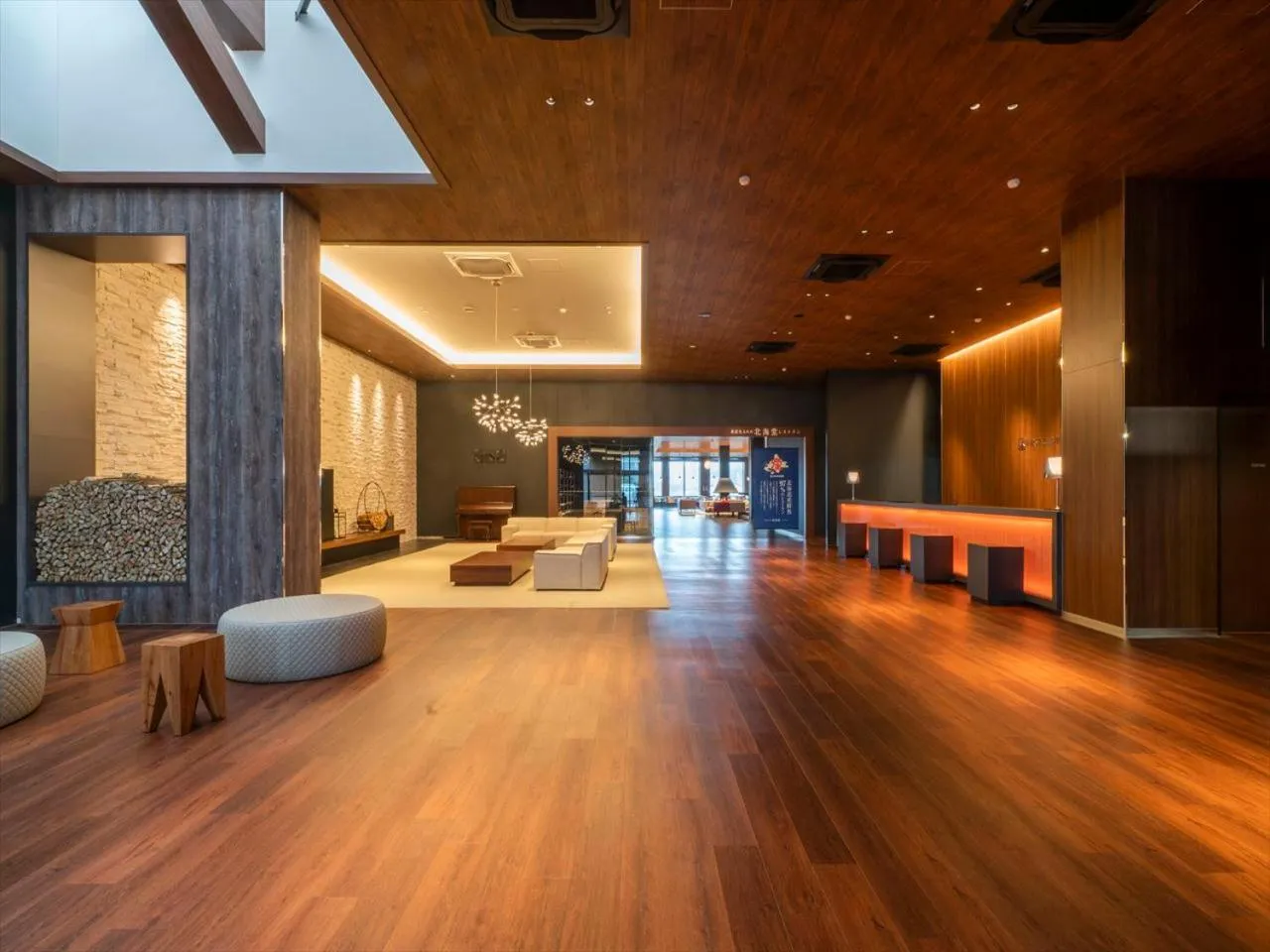 Lobby or reception in TORIFITO HOTEL&POD NISEKO