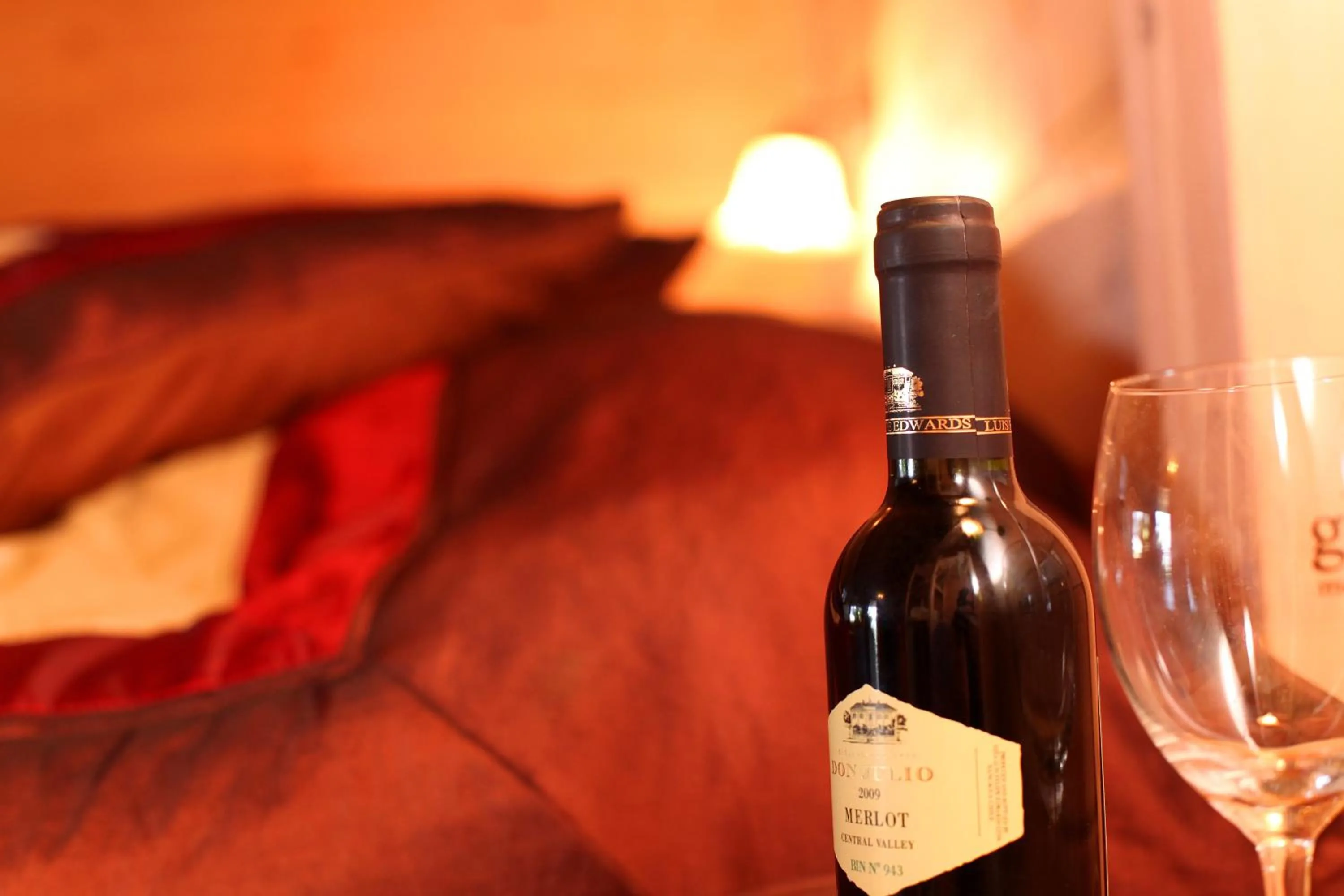 Food and drinks, Bed in The Beautiful Cabins