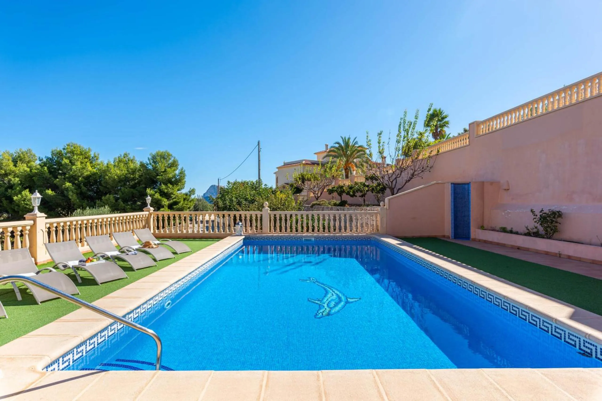 Swimming pool in Villa Amanda - PlusHolidays